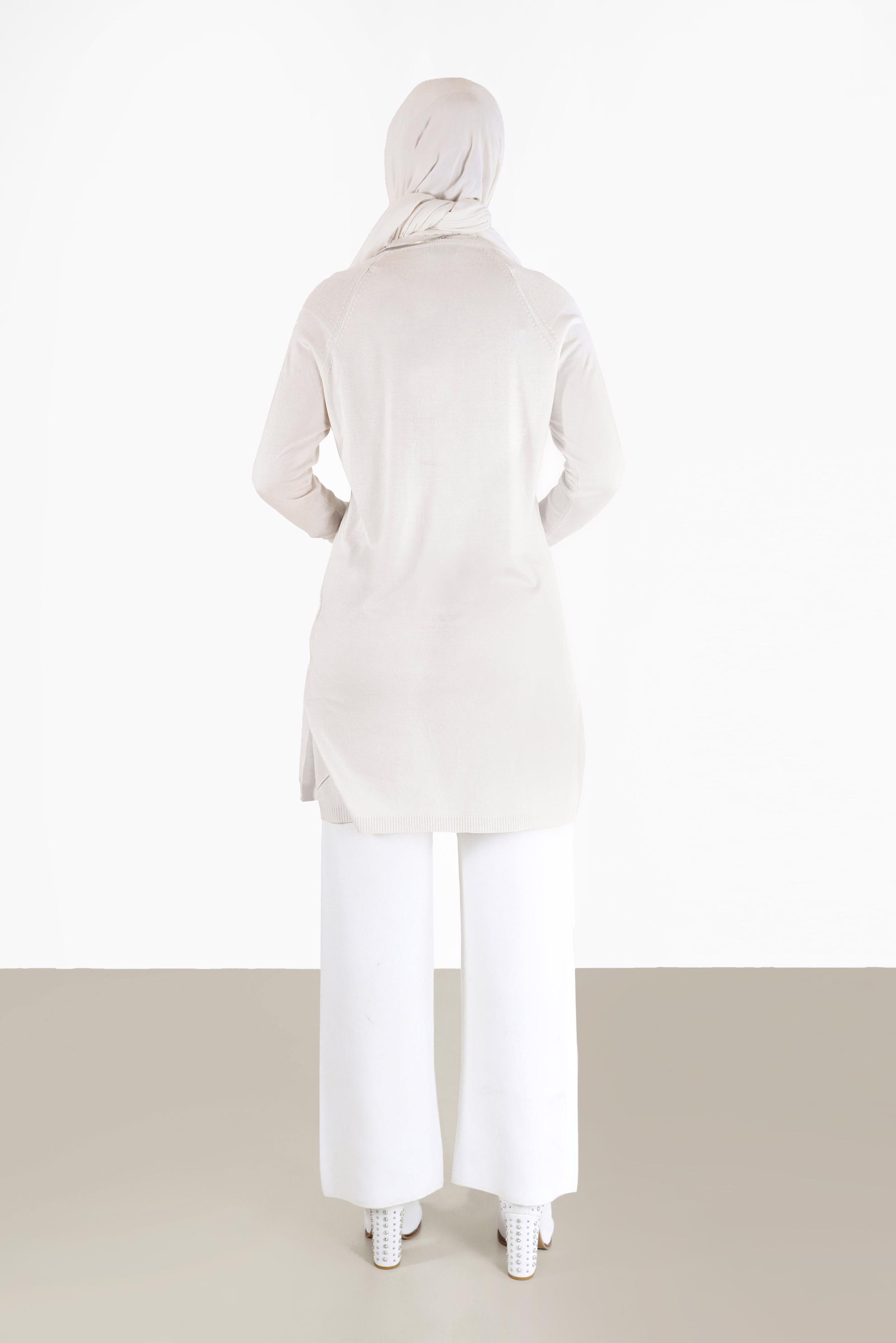 Tesettür giyim BEYAZ YANLARI YIRTMAÇLI TRİKO TUNİK 42100