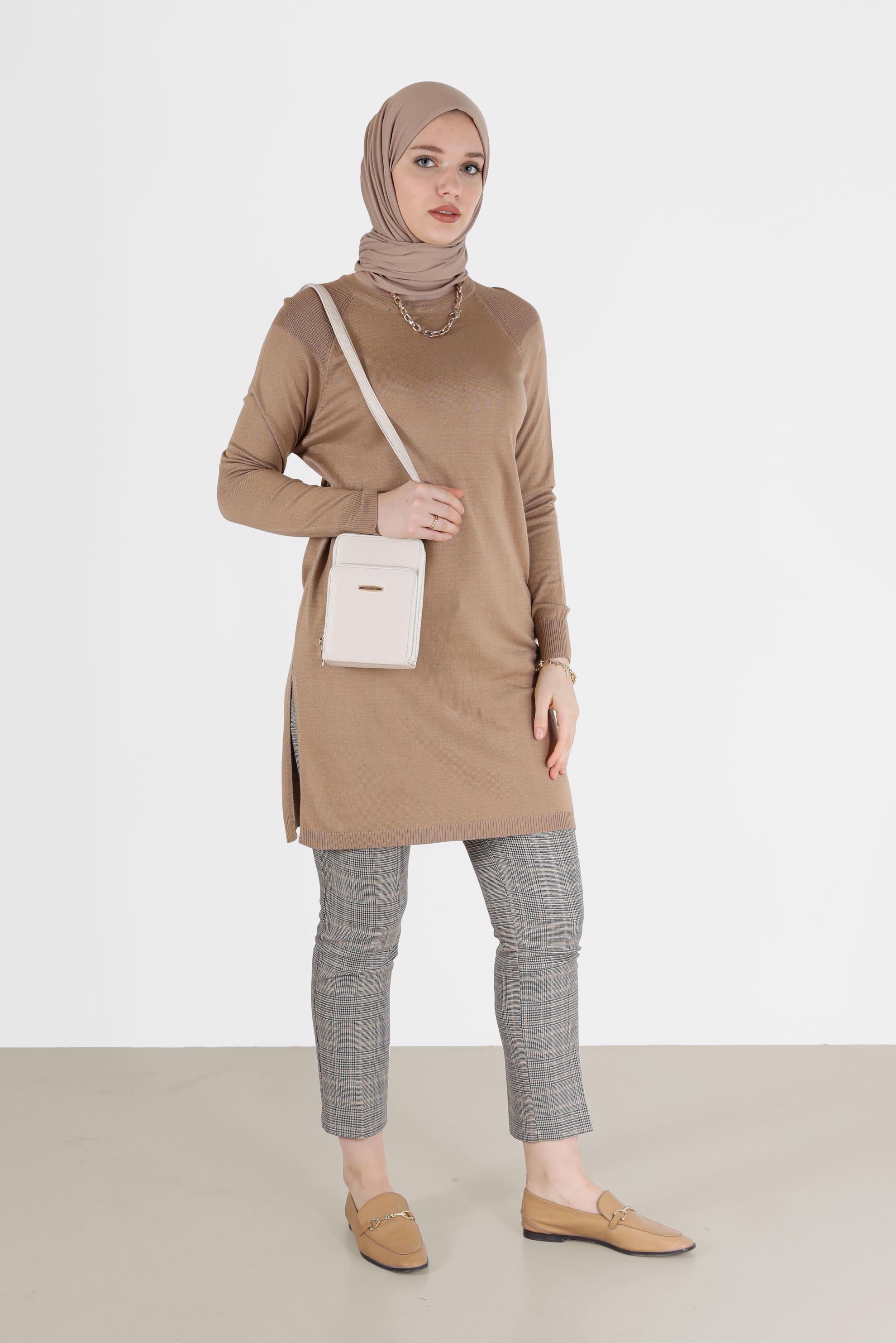 Hijab clothing BROWN KNITWEAR TUNIC WITH SIDE SLITS 42100 