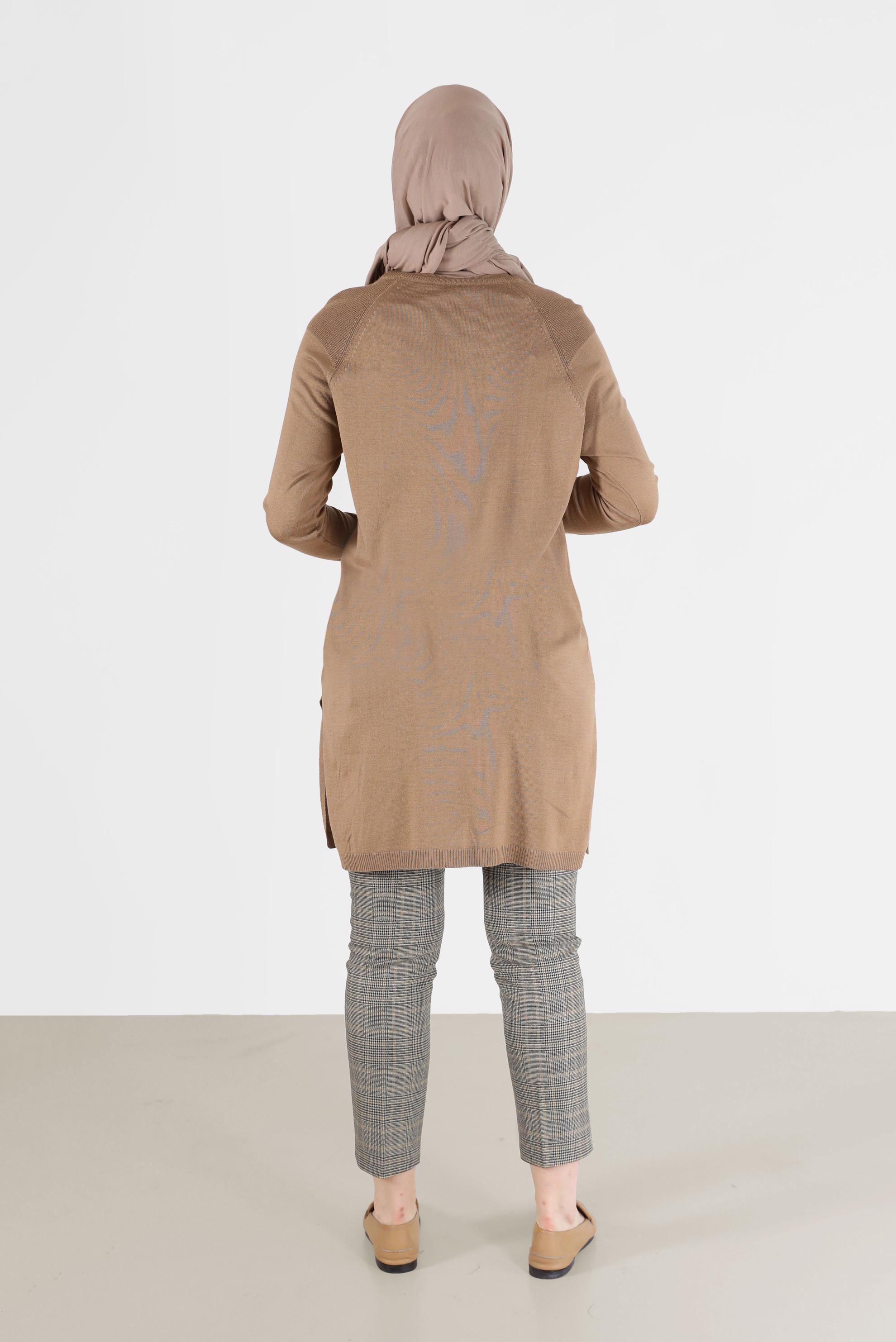 Hijab clothing BROWN KNITWEAR TUNIC WITH SIDE SLITS 42100 