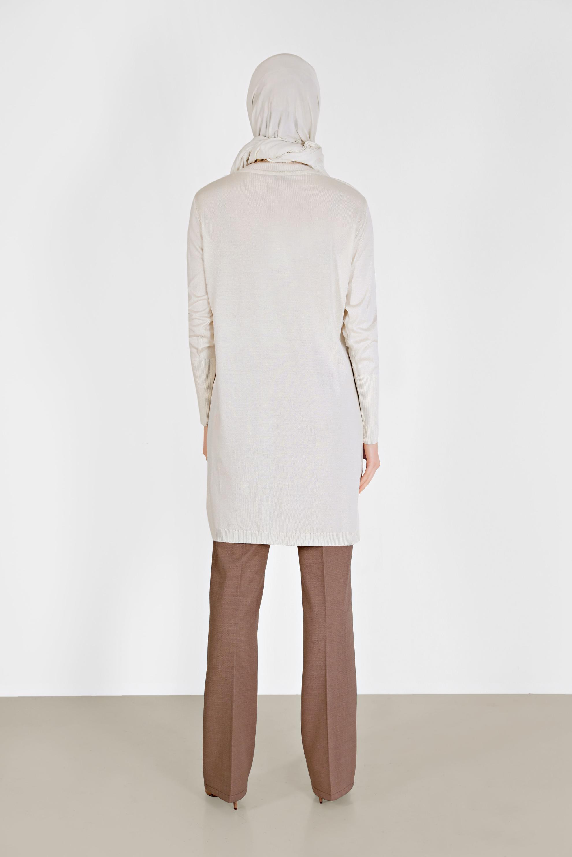 Tesettür giyim BEYAZ BASIC TRİKO TUNİK 42102 