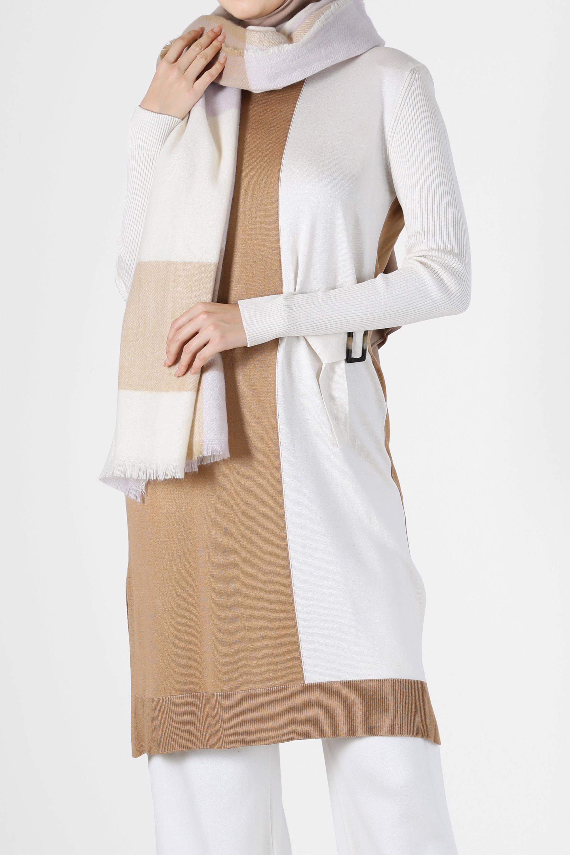 Tesettür giyim KAHVE KUŞAK DETAYLI 2 RENKLİ TRİKO TUNİK 42105 