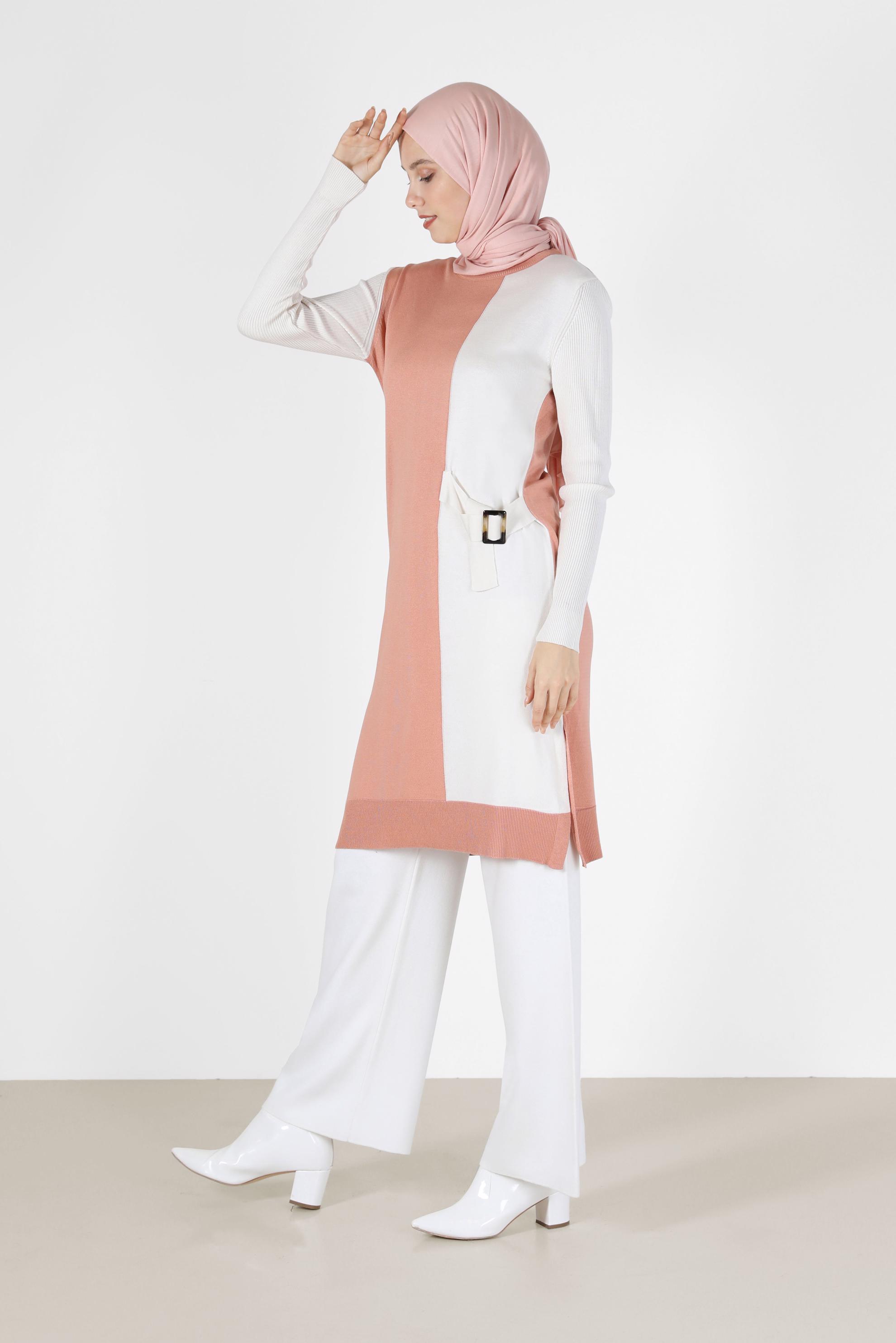 Tesettür giyim PUDRA KUŞAK DETAYLI 2 RENKLİ TRİKO TUNİK 42105 