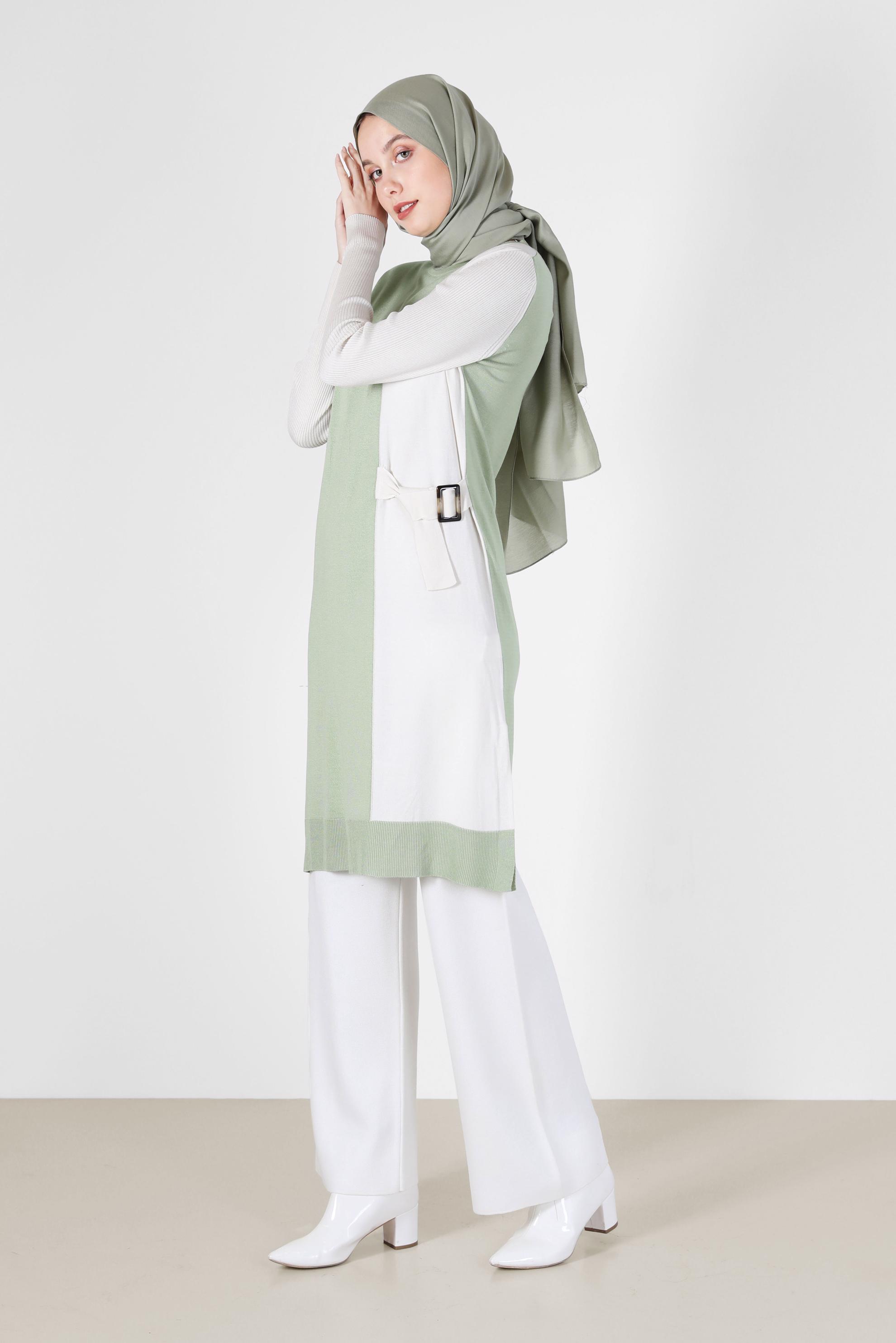 Tesettür giyim YEŞİL KUŞAK DETAYLI 2 RENKLİ TRİKO TUNİK 42105 