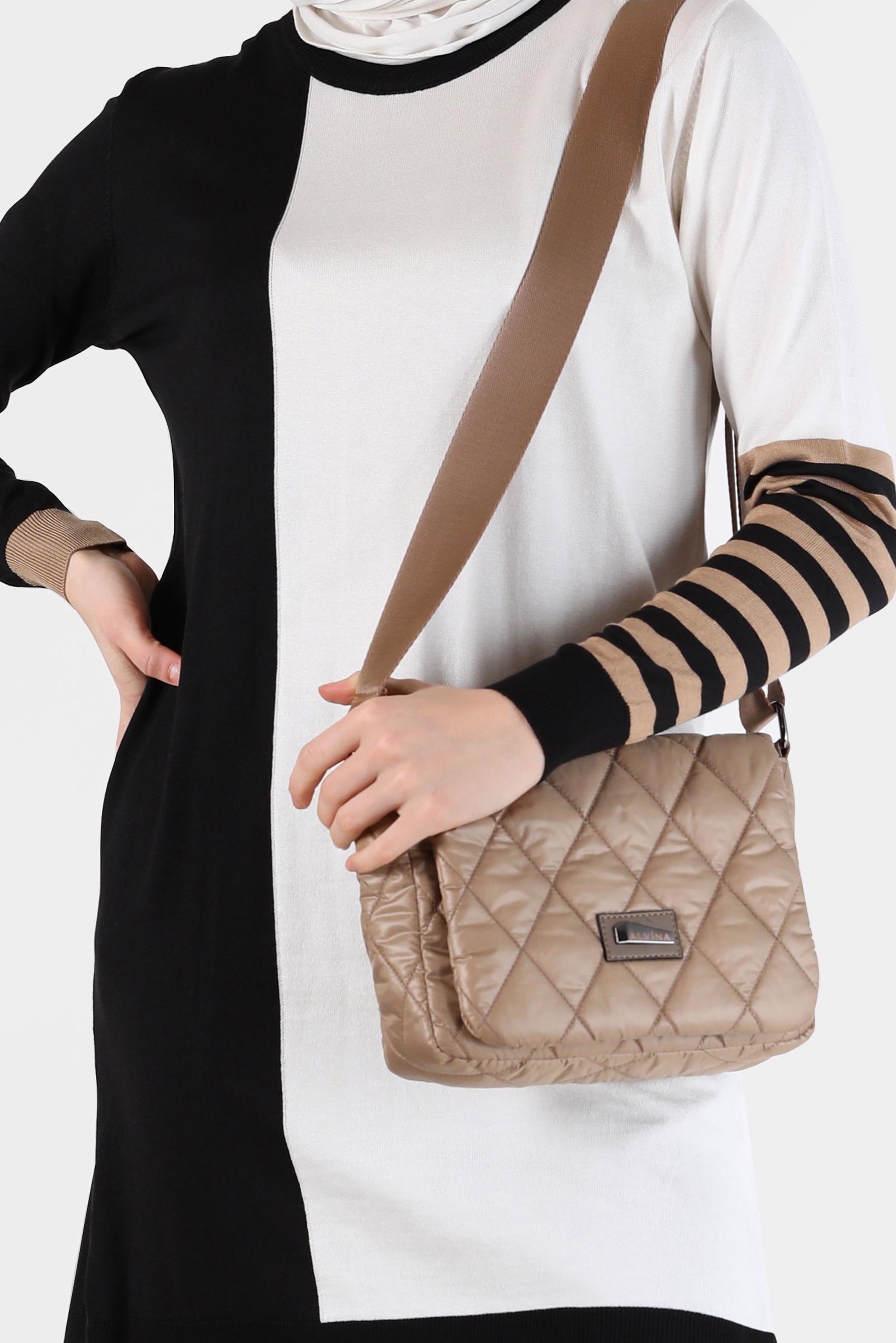 Tesettür giyim SİYAH ŞERİT DETAYLI 3-RENKLİ TRİKO TUNİK 42106 