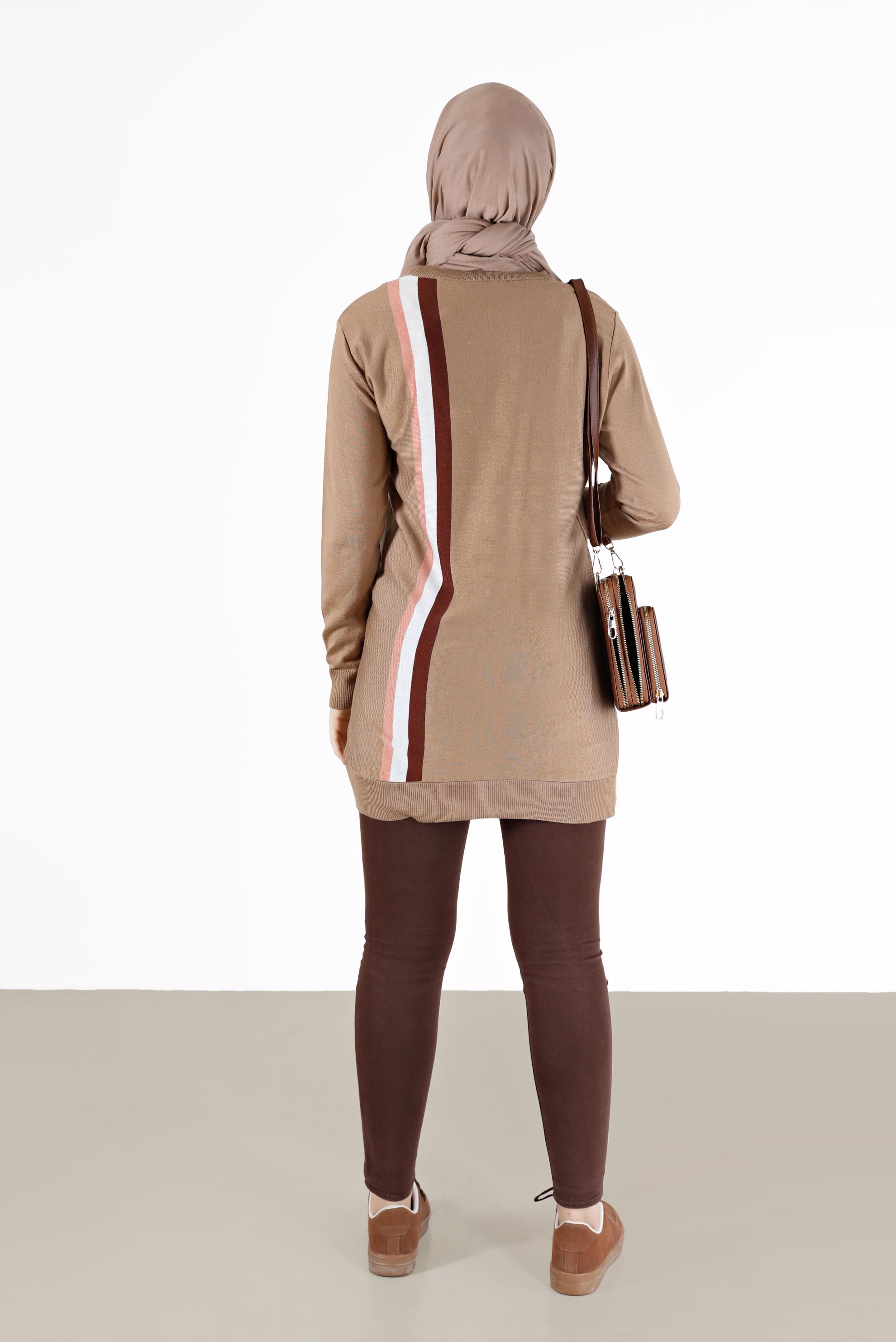 Tesettür giyim KAHVE RENKLİ ŞERİT DETAYLI TRİKO TUNİK 42107 
