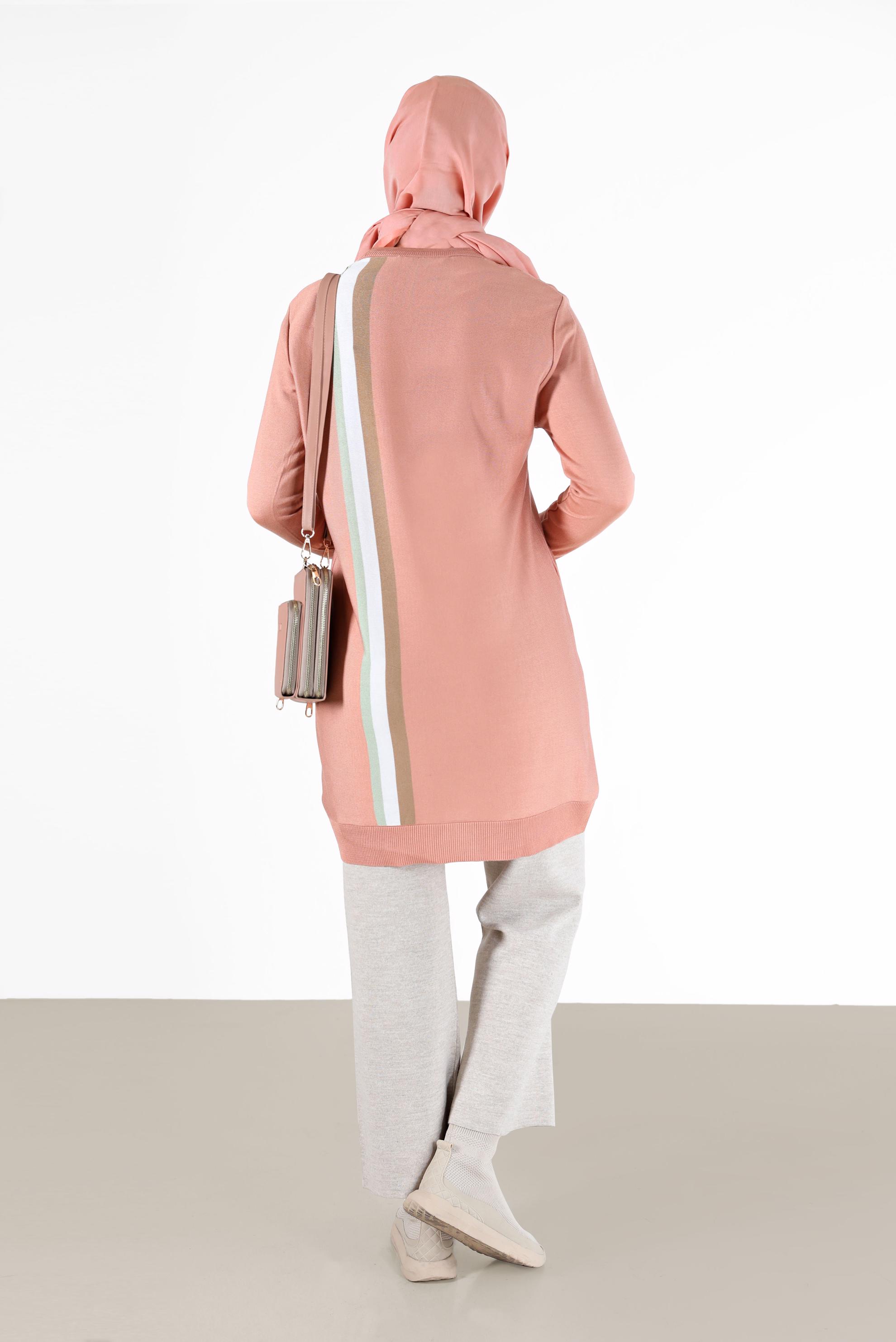 Tesettür giyim PUDRA RENKLİ ŞERİT DETAYLI TRİKO TUNİK 42107 