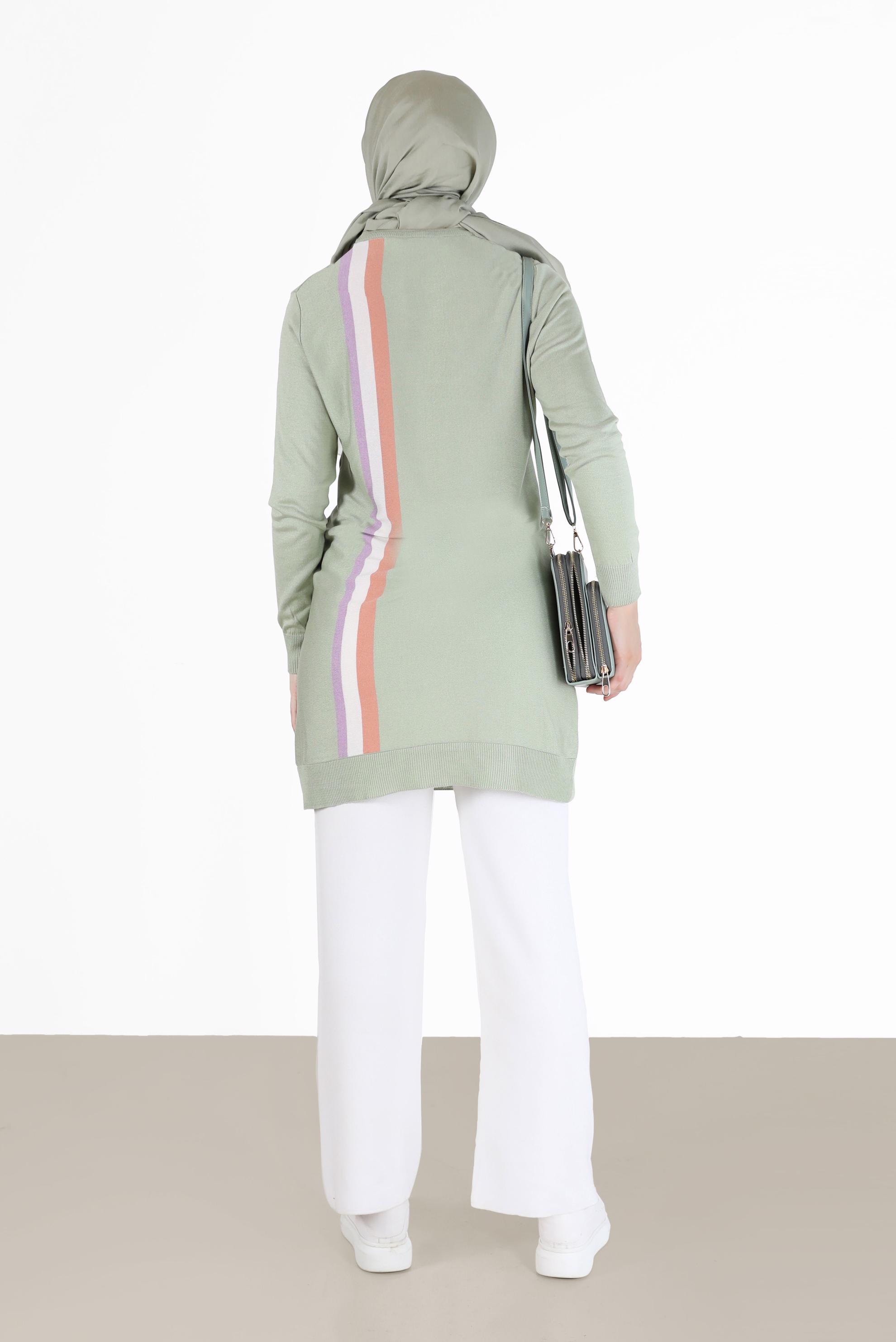 Tesettür giyim YEŞİL RENKLİ ŞERİT DETAYLI TRİKO TUNİK 42107 