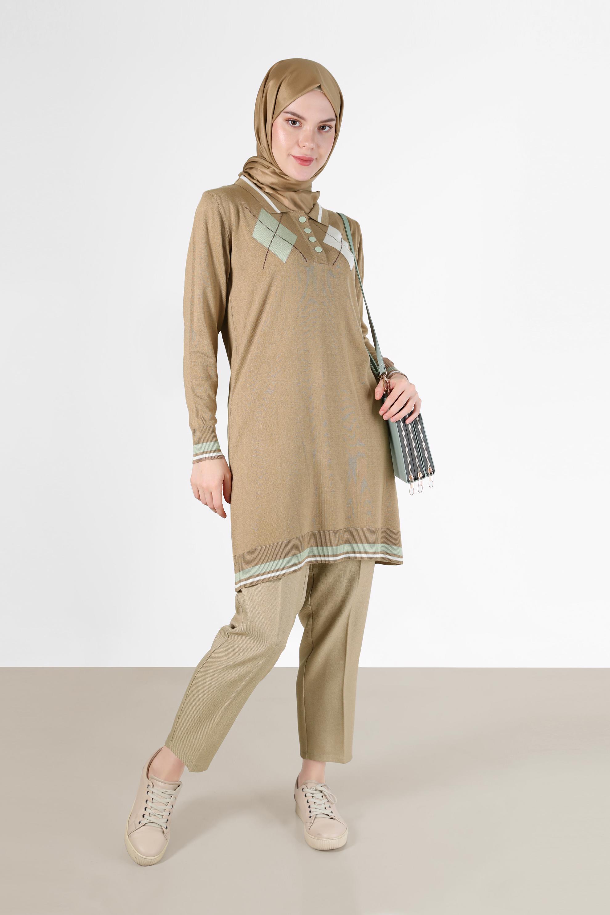 Hijab clothing BROWN RHOMBUS KNIT DETAIL POLO NECK KNITWEAR TUNIC 42109 