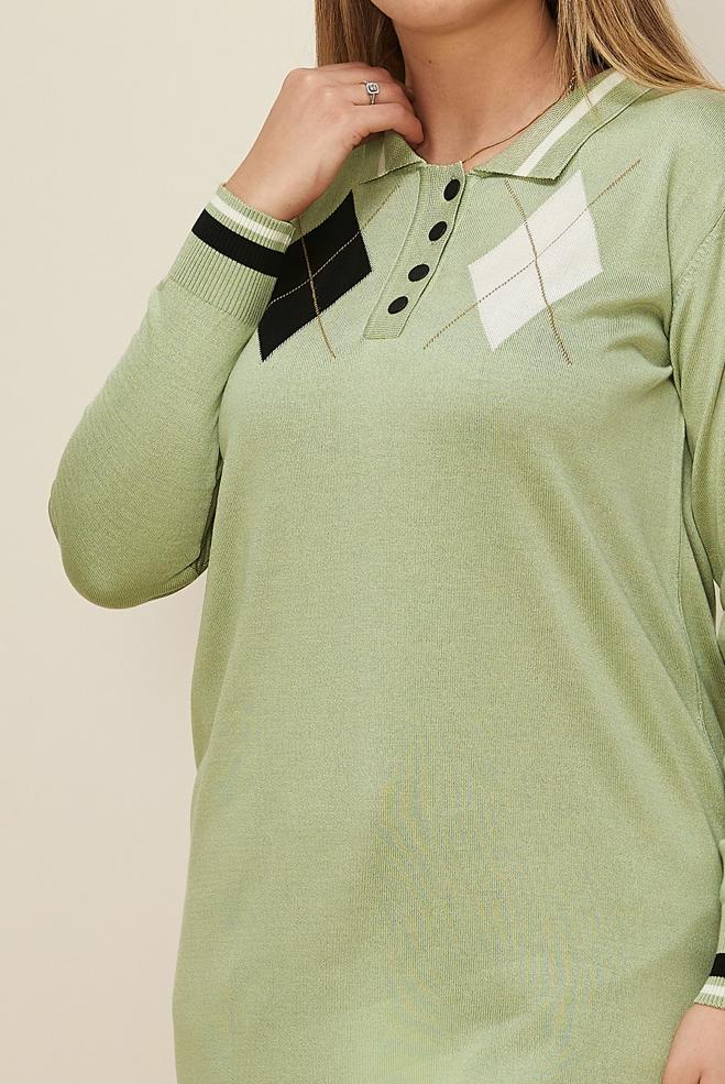 Tesettür giyim YEŞİL BAKLAVA DESEN DETAYLI POLO YAKA TRİKO TUNİK 42109  - ALVİNA