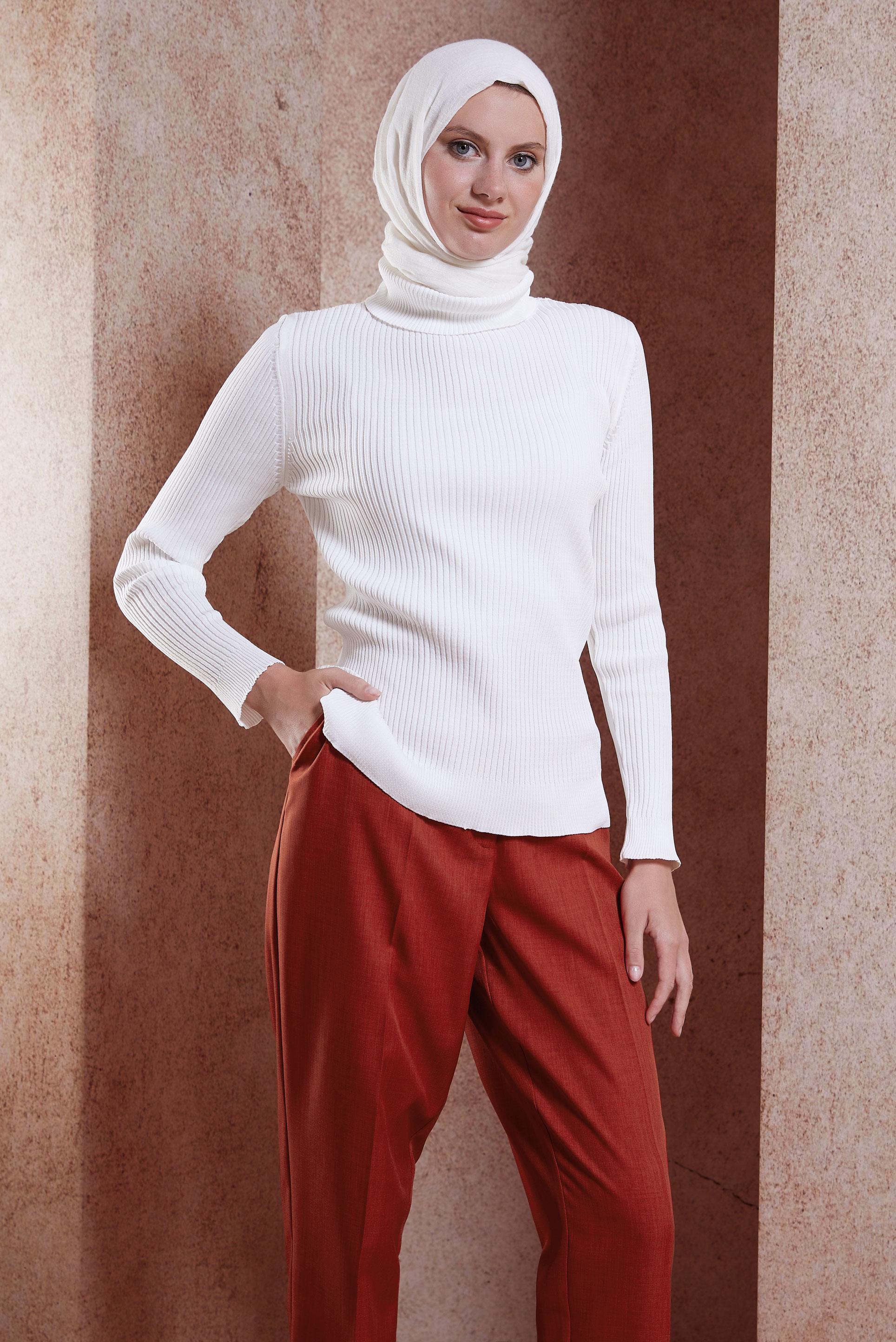 Hijab clothing WHITE TURTLENECK KNITWEAR SWEATER 42112 