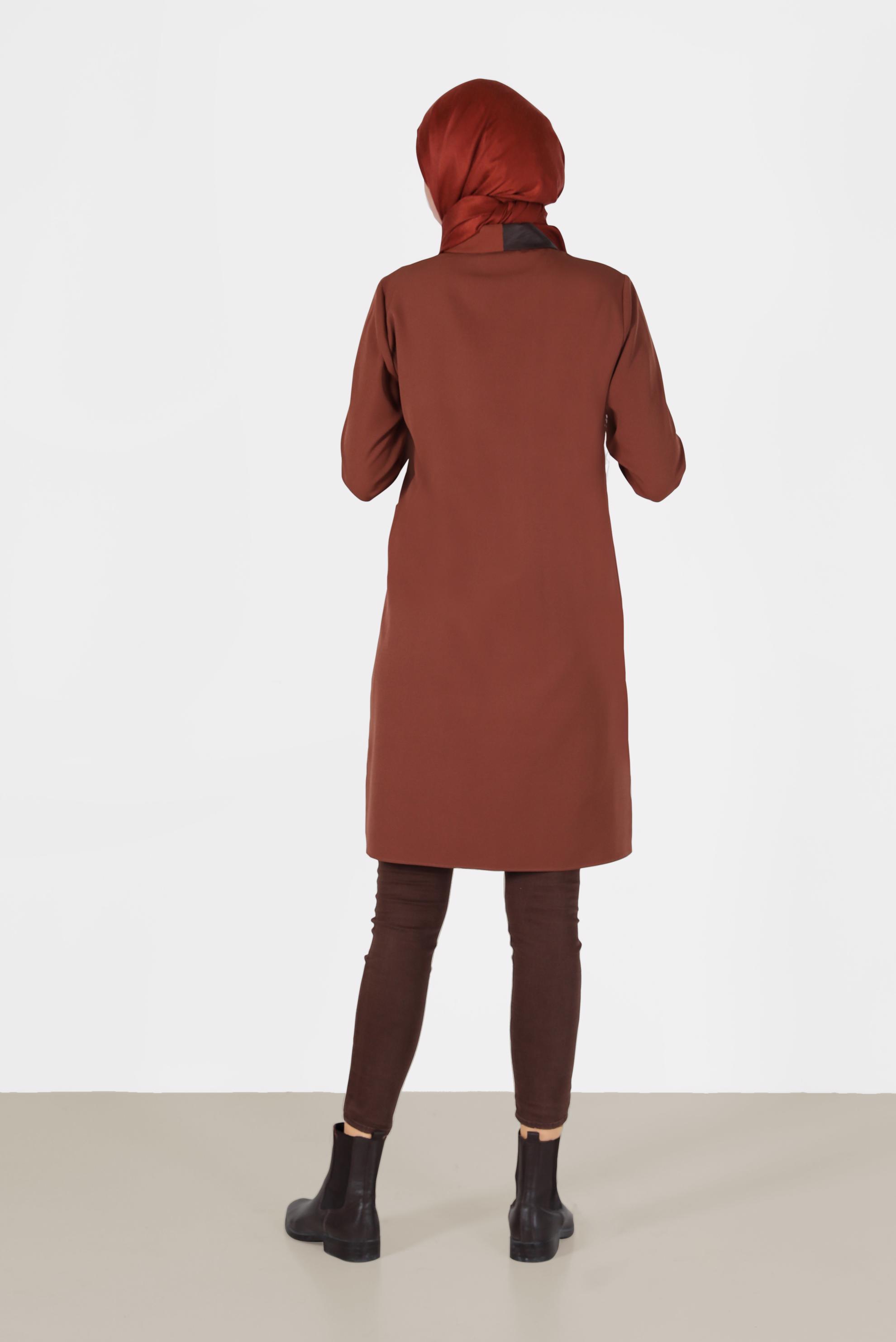 Tesettür giyim KAHVE DERİ DETAYLI CEPLİ TUNİK 42185