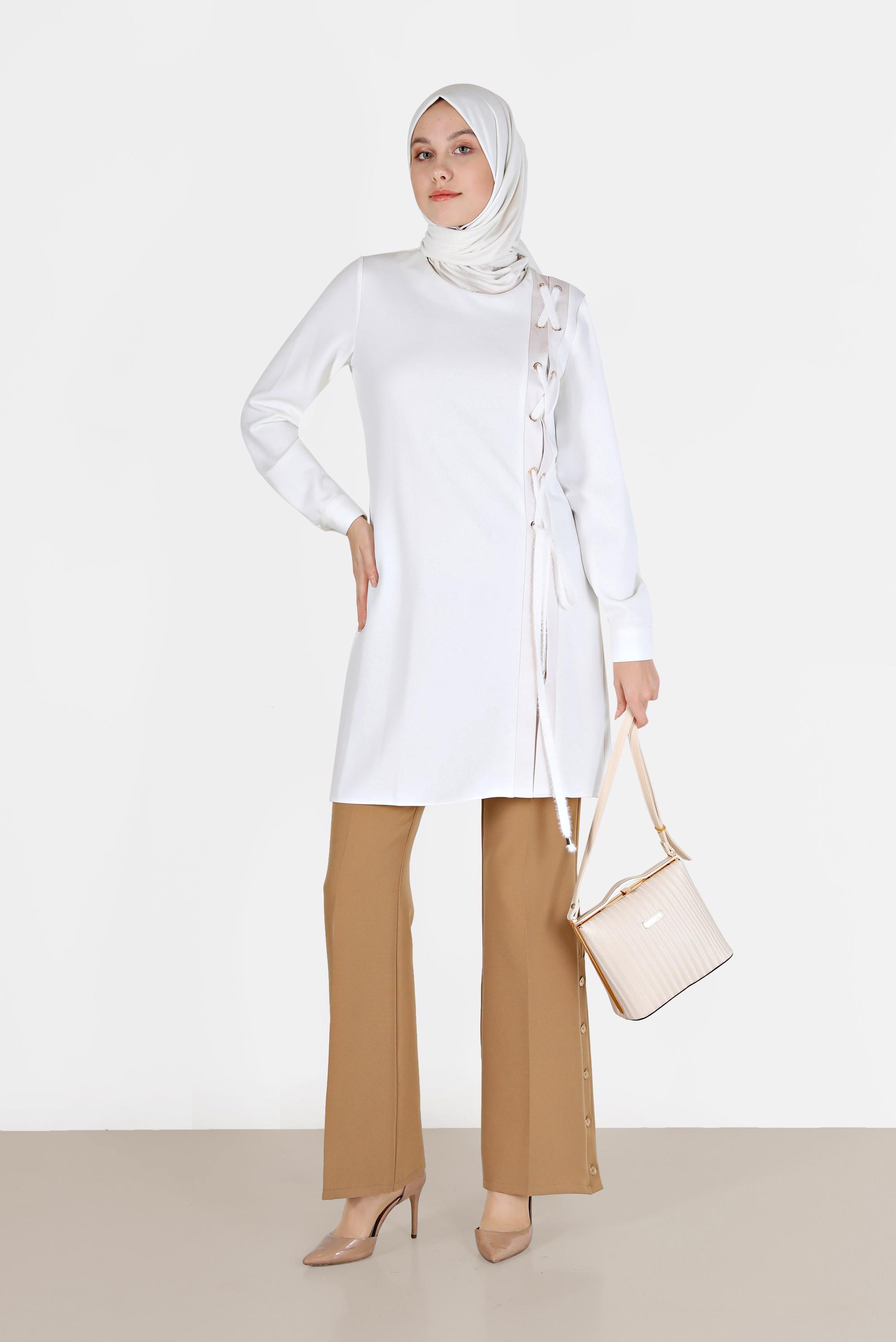 Tesettür giyim BEYAZ KUŞGÖZÜ DETAYLI TUNİK 42202