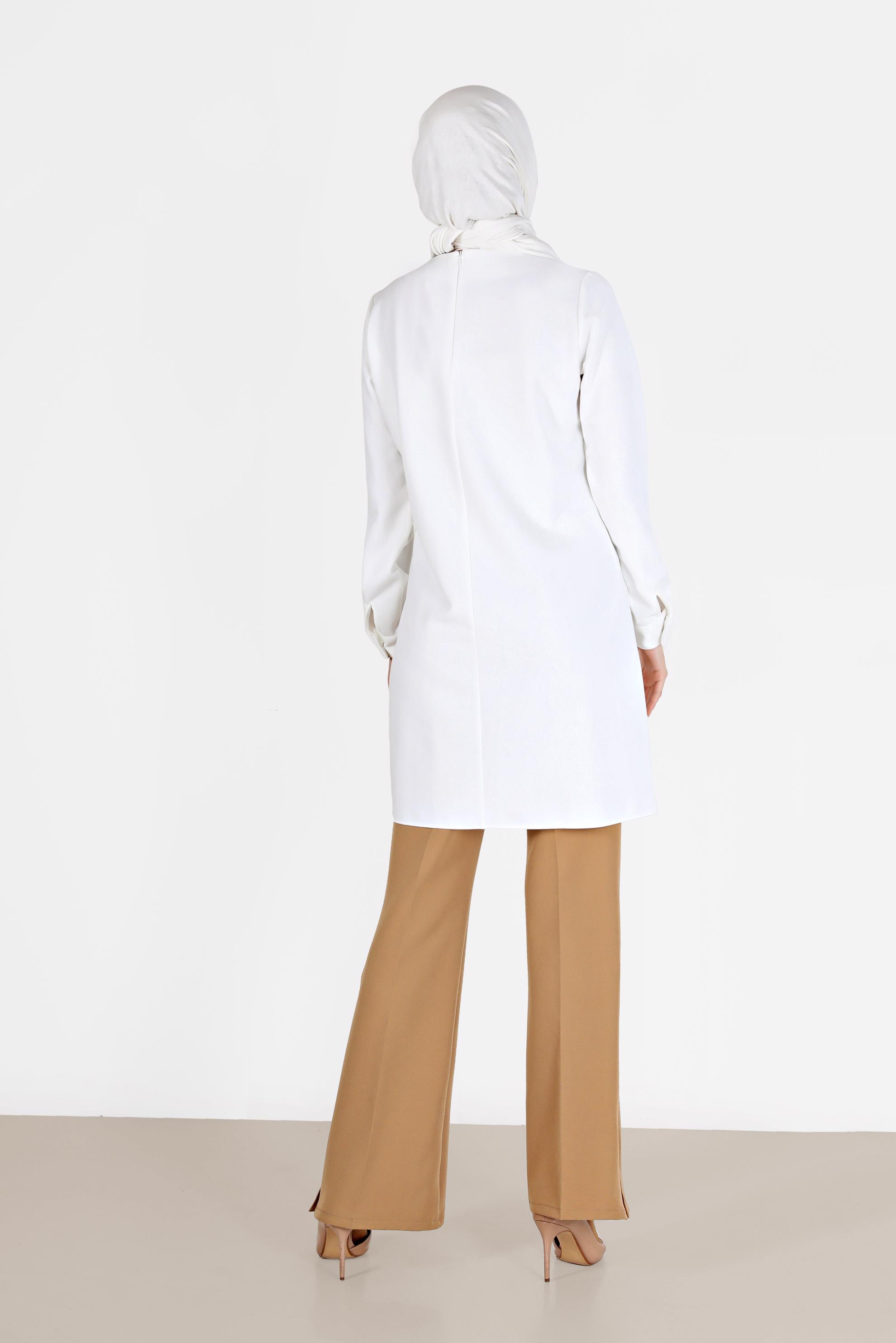 Tesettür giyim BEYAZ KUŞGÖZÜ DETAYLI TUNİK 42202