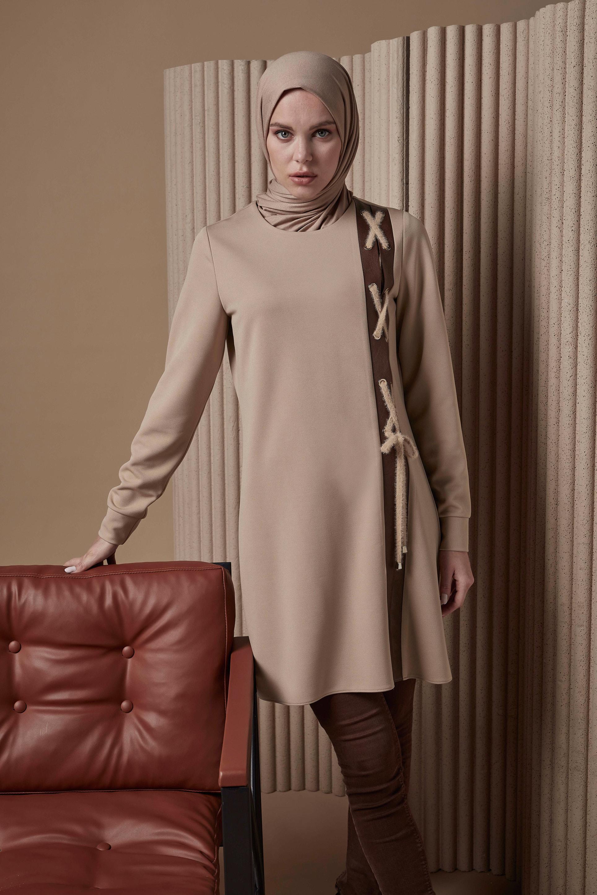 Tesettür giyim BEJ KUŞGÖZÜ DETAYLI TUNİK 42202