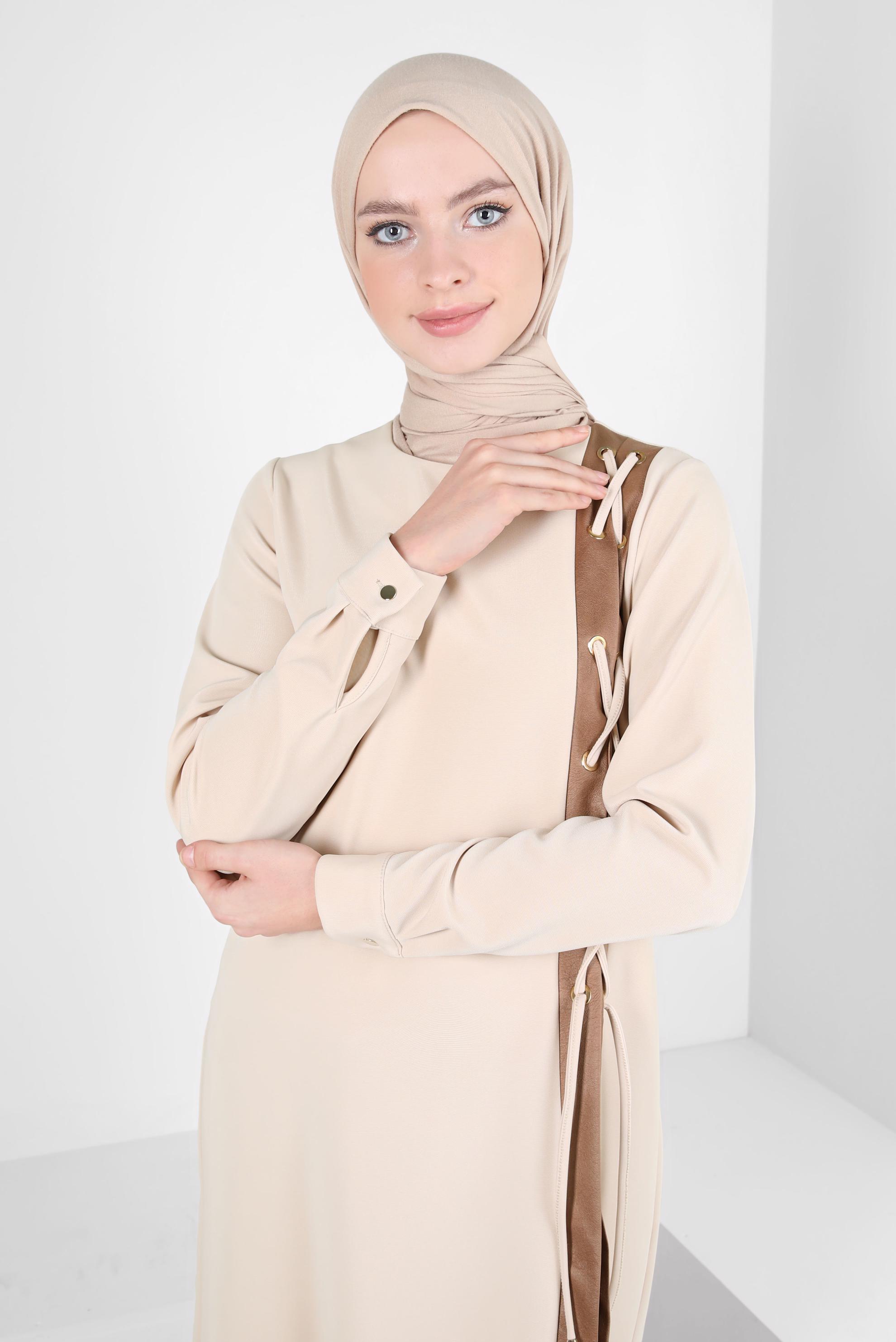 Tesettür giyim BEJ KUŞGÖZÜ DETAYLI TUNİK 42202