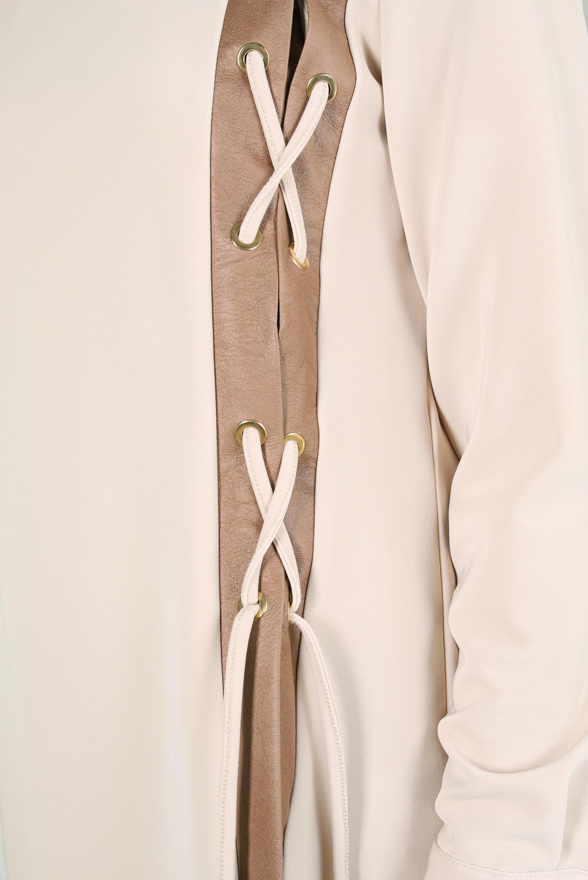 Tesettür giyim BEJ KUŞGÖZÜ DETAYLI TUNİK 42202