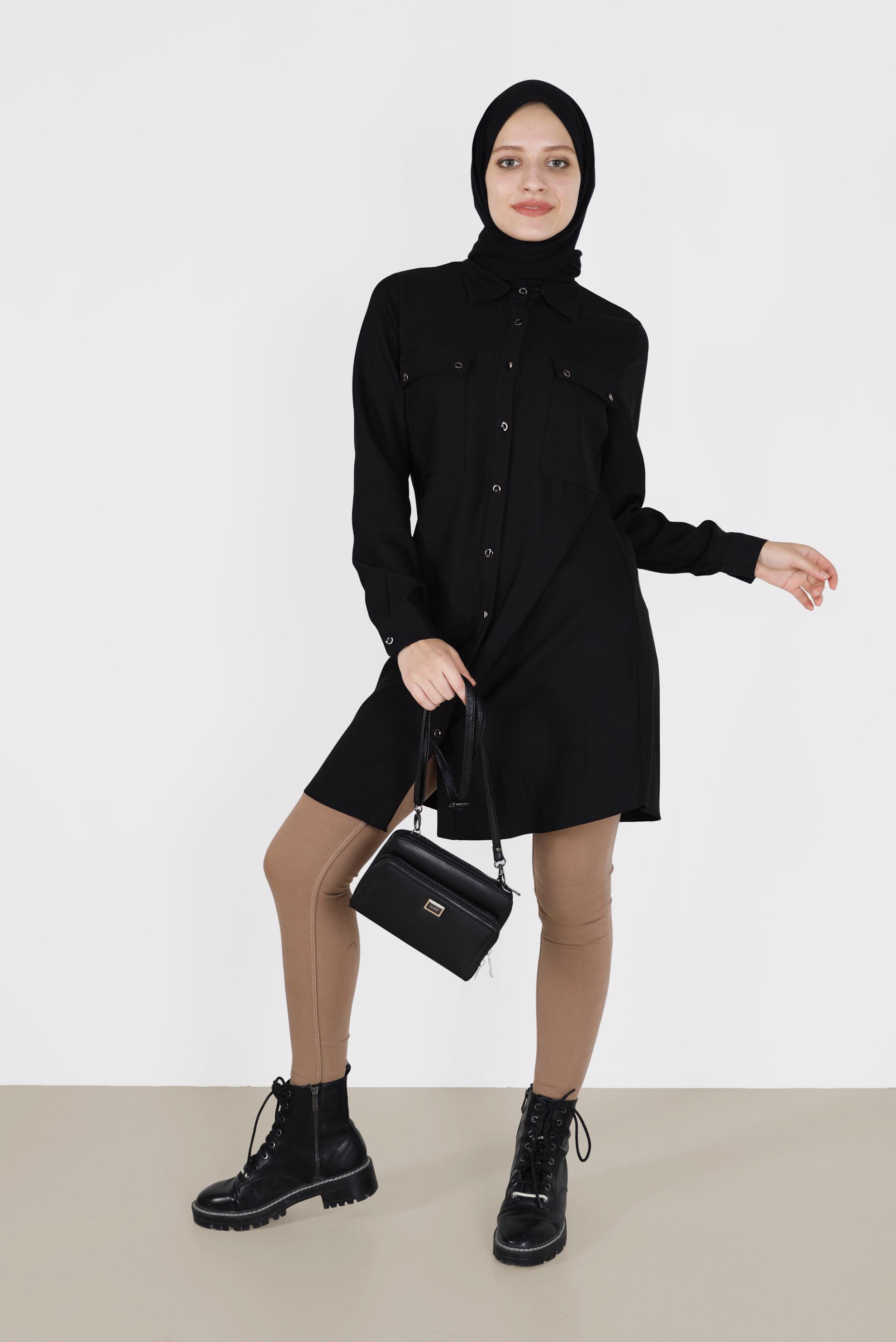 Tesettür giyim SİYAH DÜĞMELİ CEP DETAYLI TUNİK 42203	