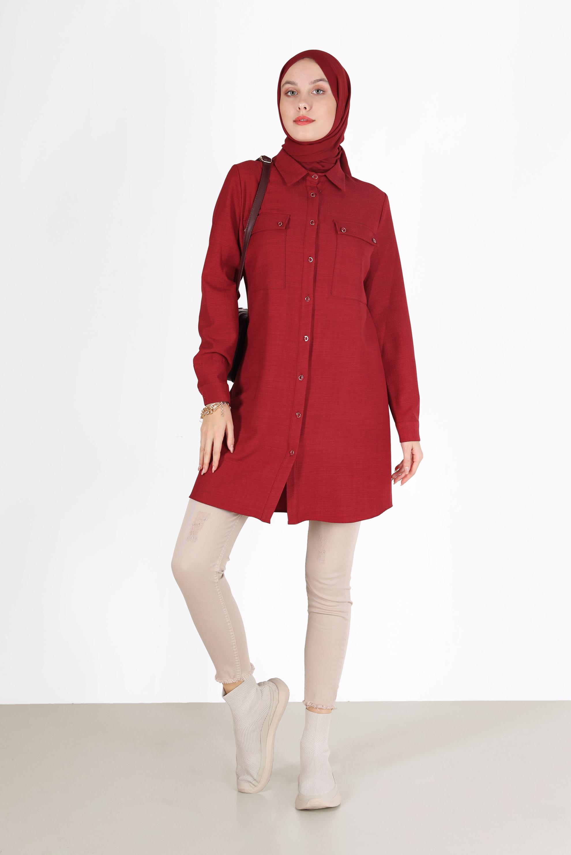 Tesettür giyim KIRMIZI DÜĞMELİ CEP DETAYLI TUNİK 42203	