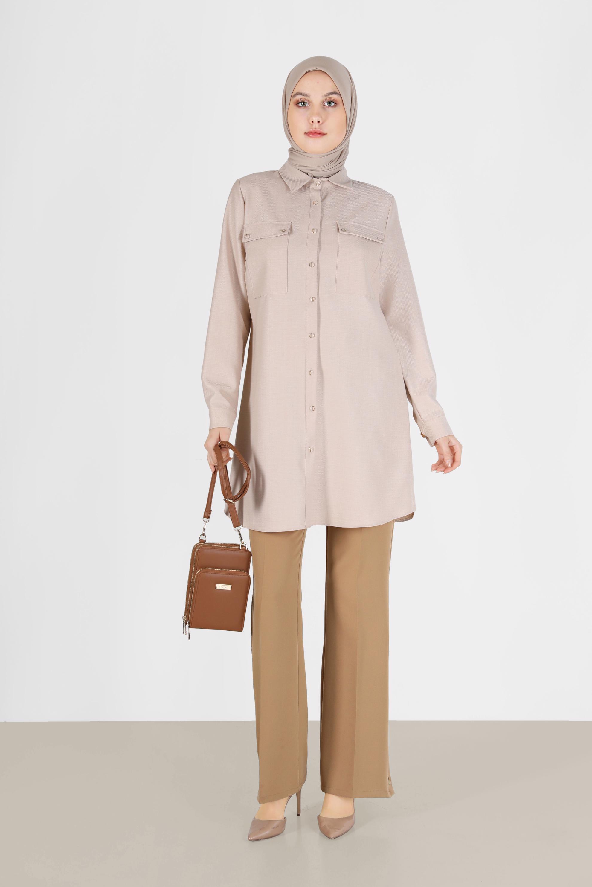 Tesettür giyim BEJ DÜĞMELİ CEP DETAYLI TUNİK 42203	
