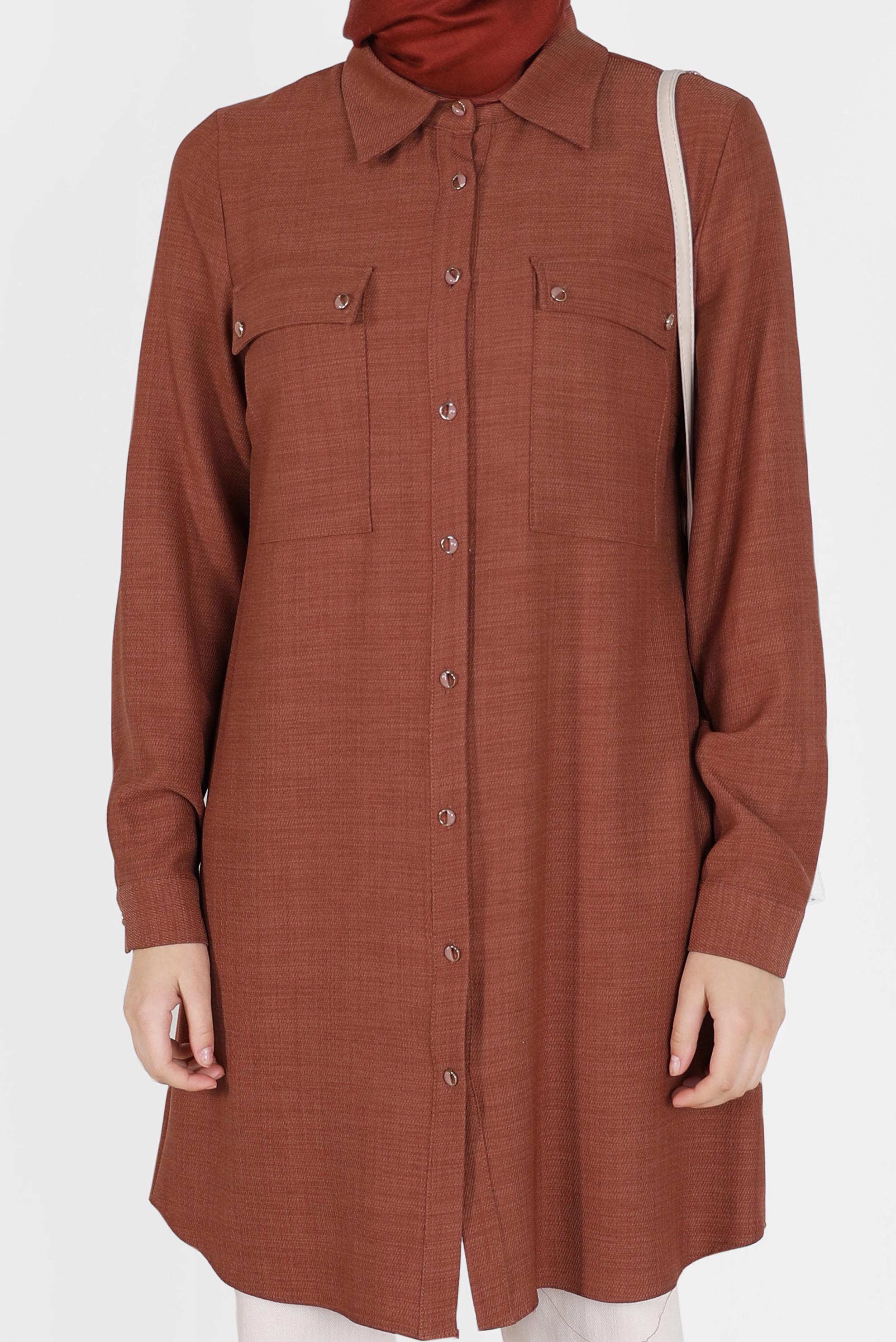 Tesettür giyim KAHVE DÜĞMELİ CEP DETAYLI TUNİK 42203	