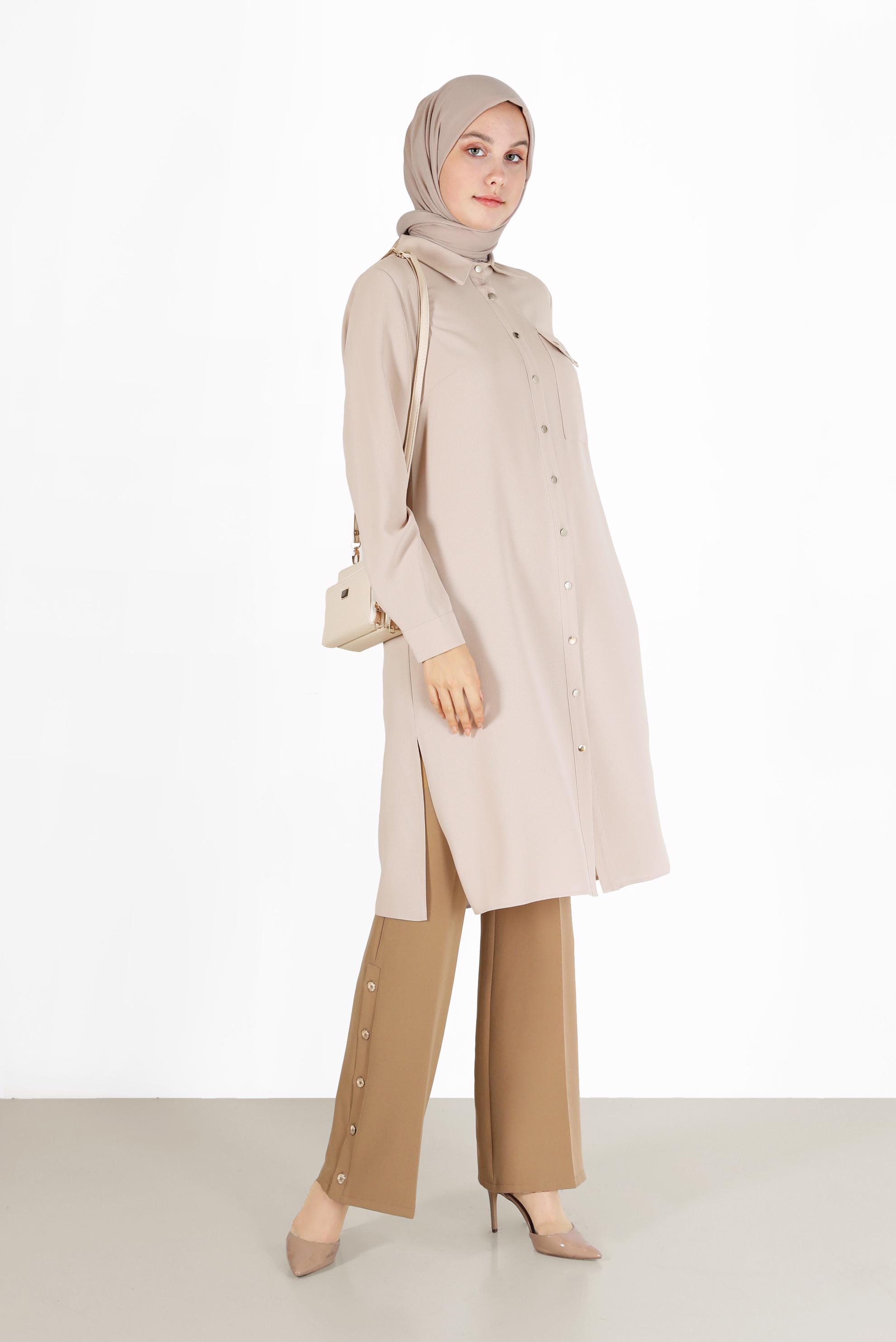 Tesettür giyim BEJ CEP DETAYLI DÜĞMELİ TUNİK 42206	
