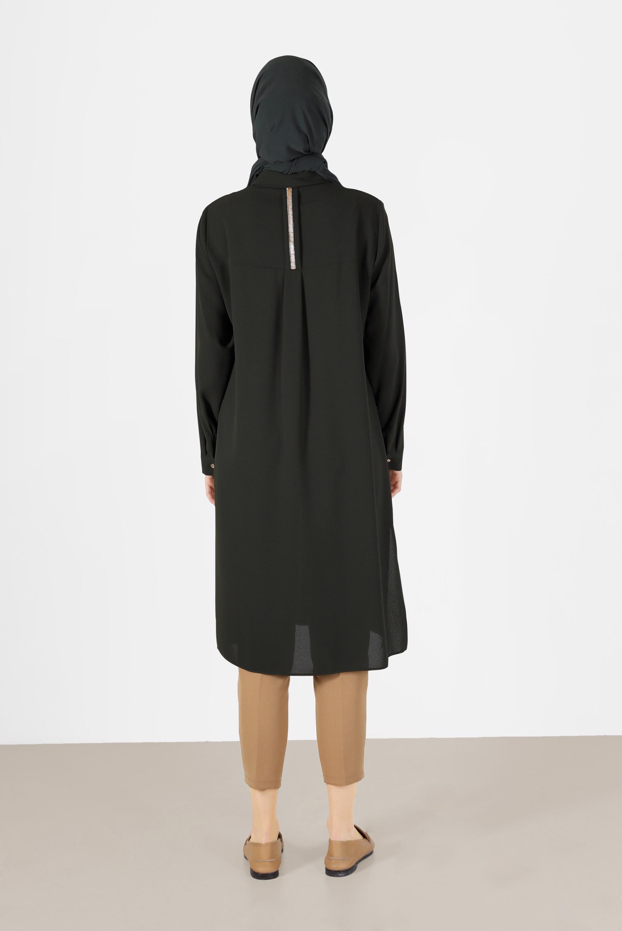 Tesettür giyim HAKİ CEP DETAYLI DÜĞMELİ TUNİK 42206	