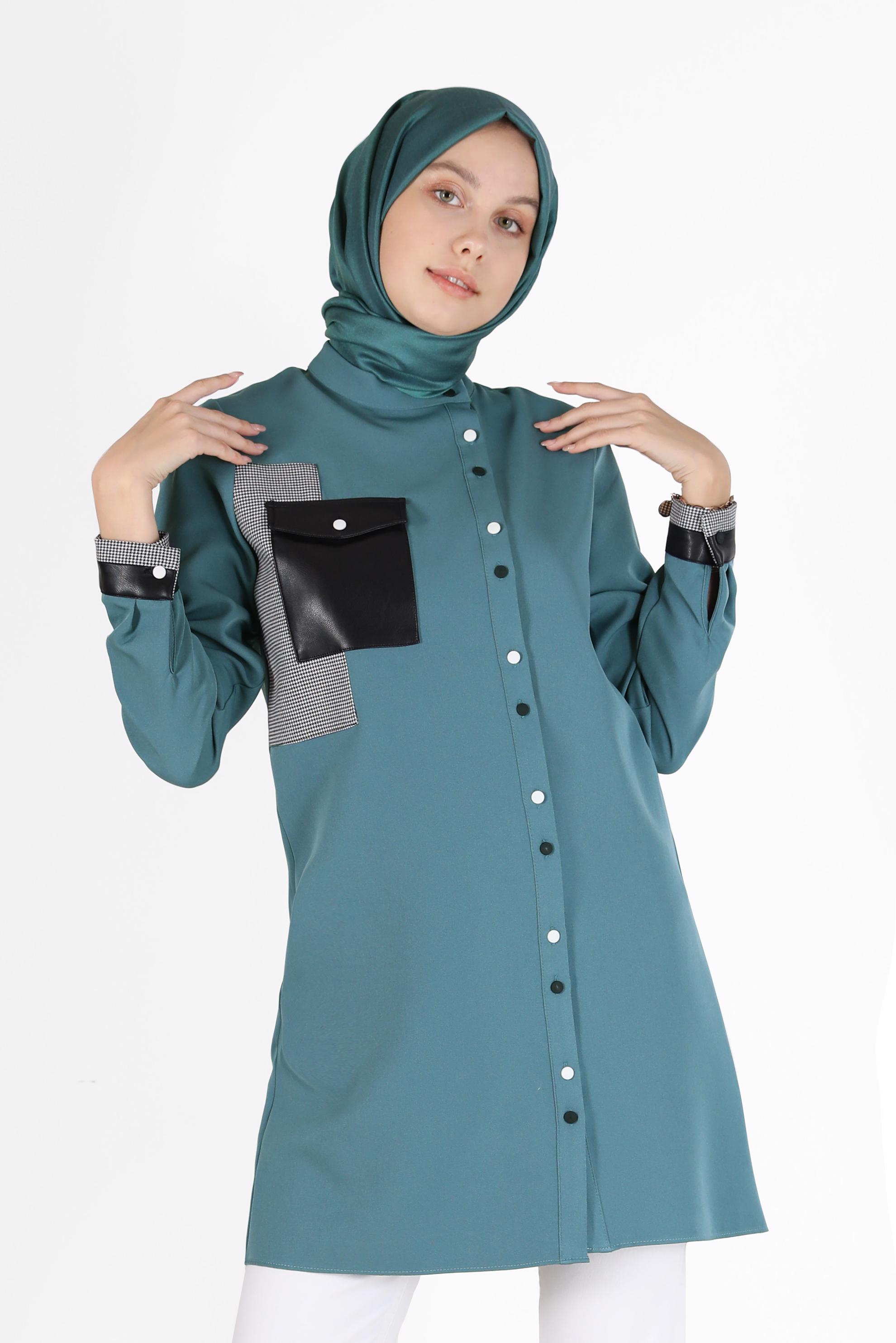 Tesettür giyim MAVİ YAMA DETAYLI CEPLİ TUNİK 42212