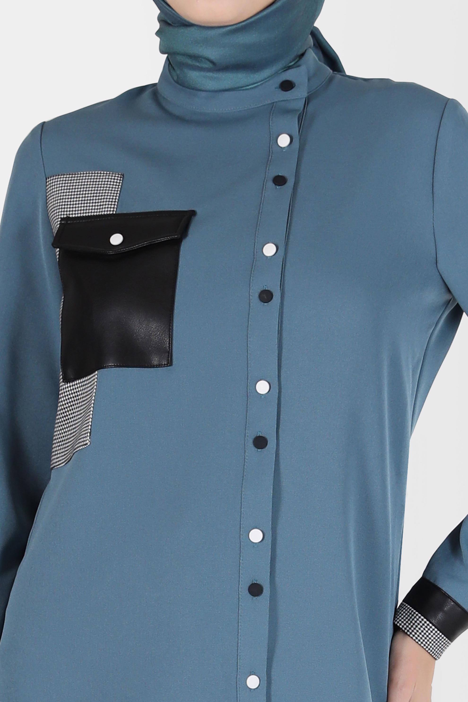 Tesettür giyim MAVİ YAMA DETAYLI CEPLİ TUNİK 42212