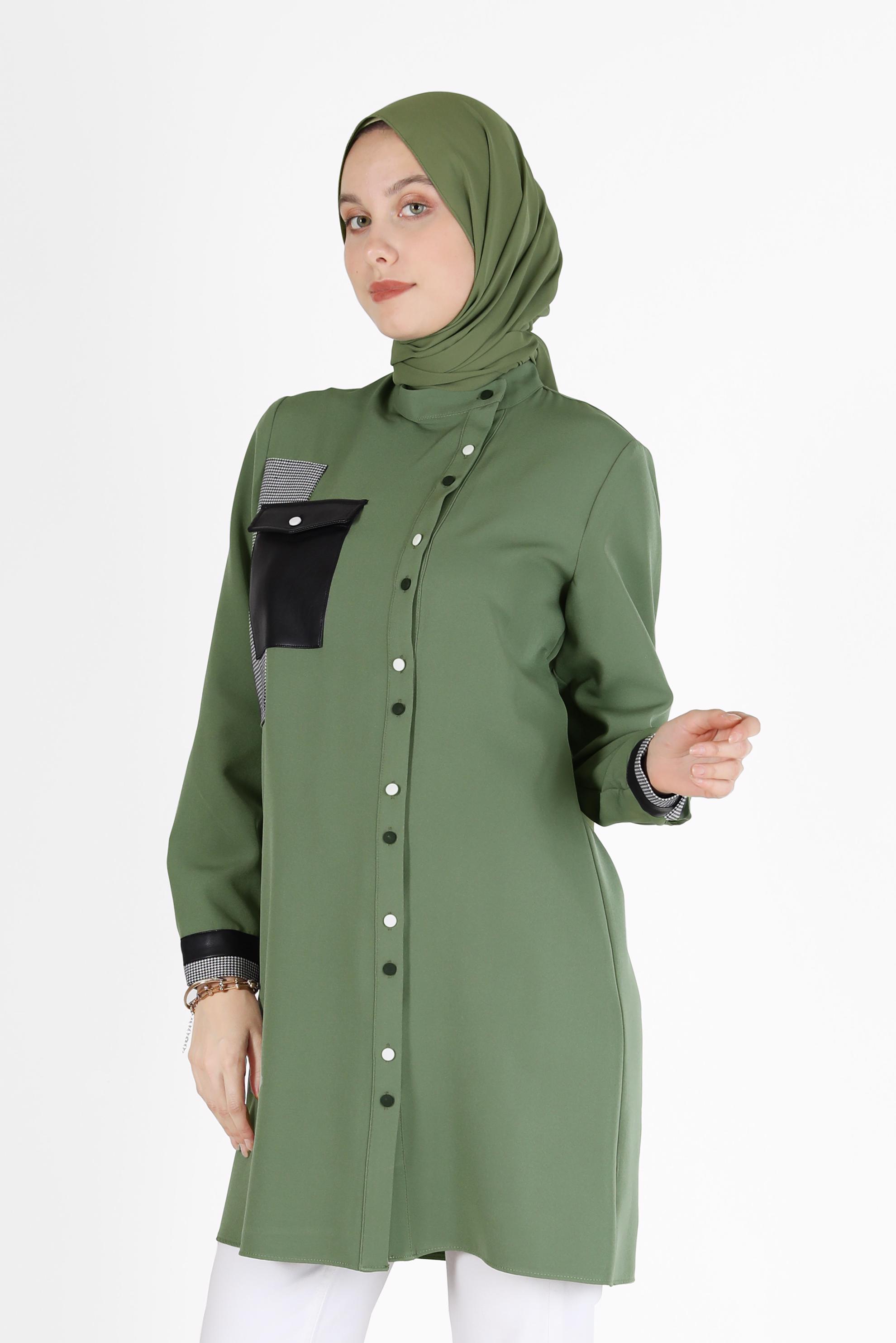 Tesettür giyim YEŞİL YAMA DETAYLI CEPLİ TUNİK 42212