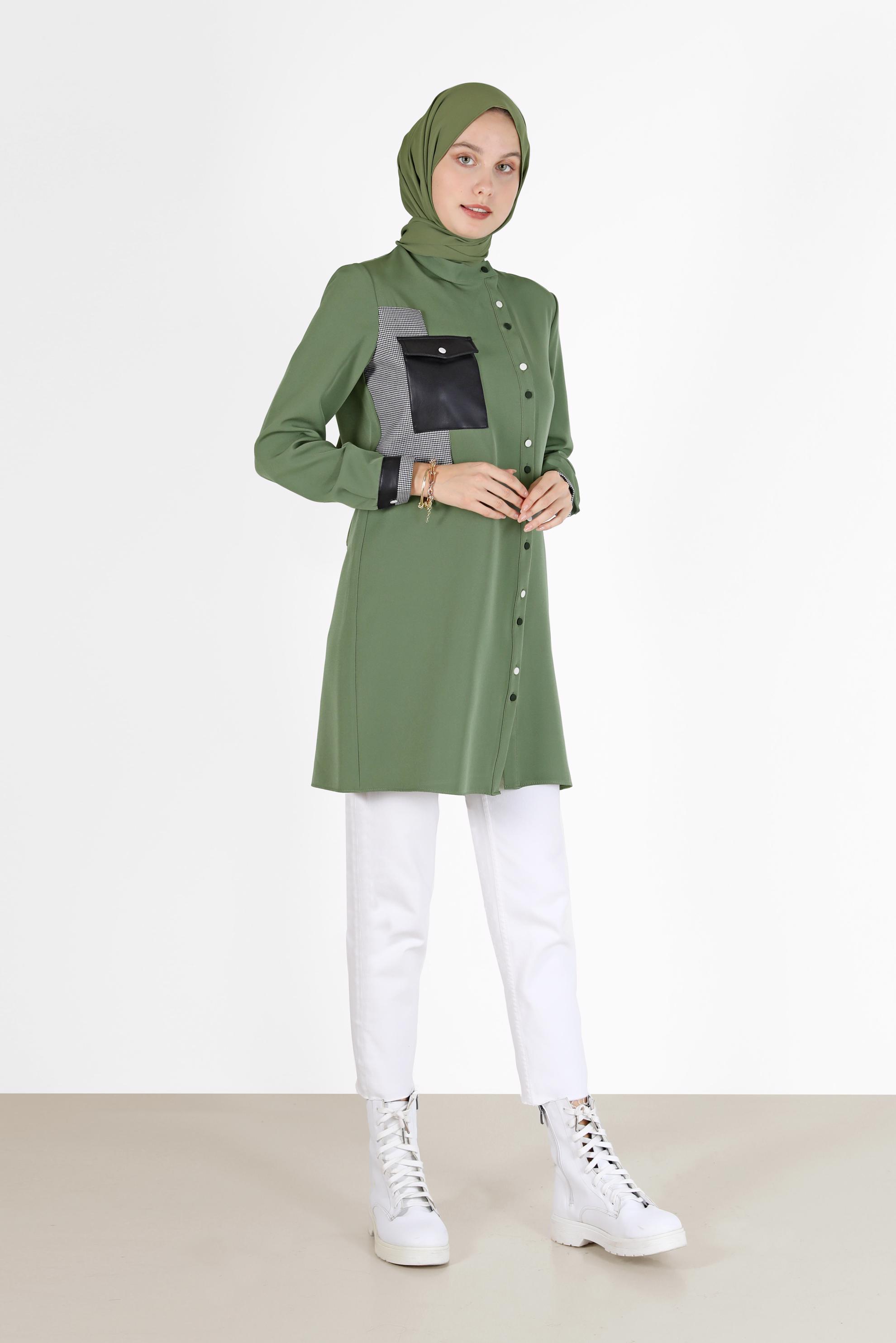 Tesettür giyim YEŞİL YAMA DETAYLI CEPLİ TUNİK 42212