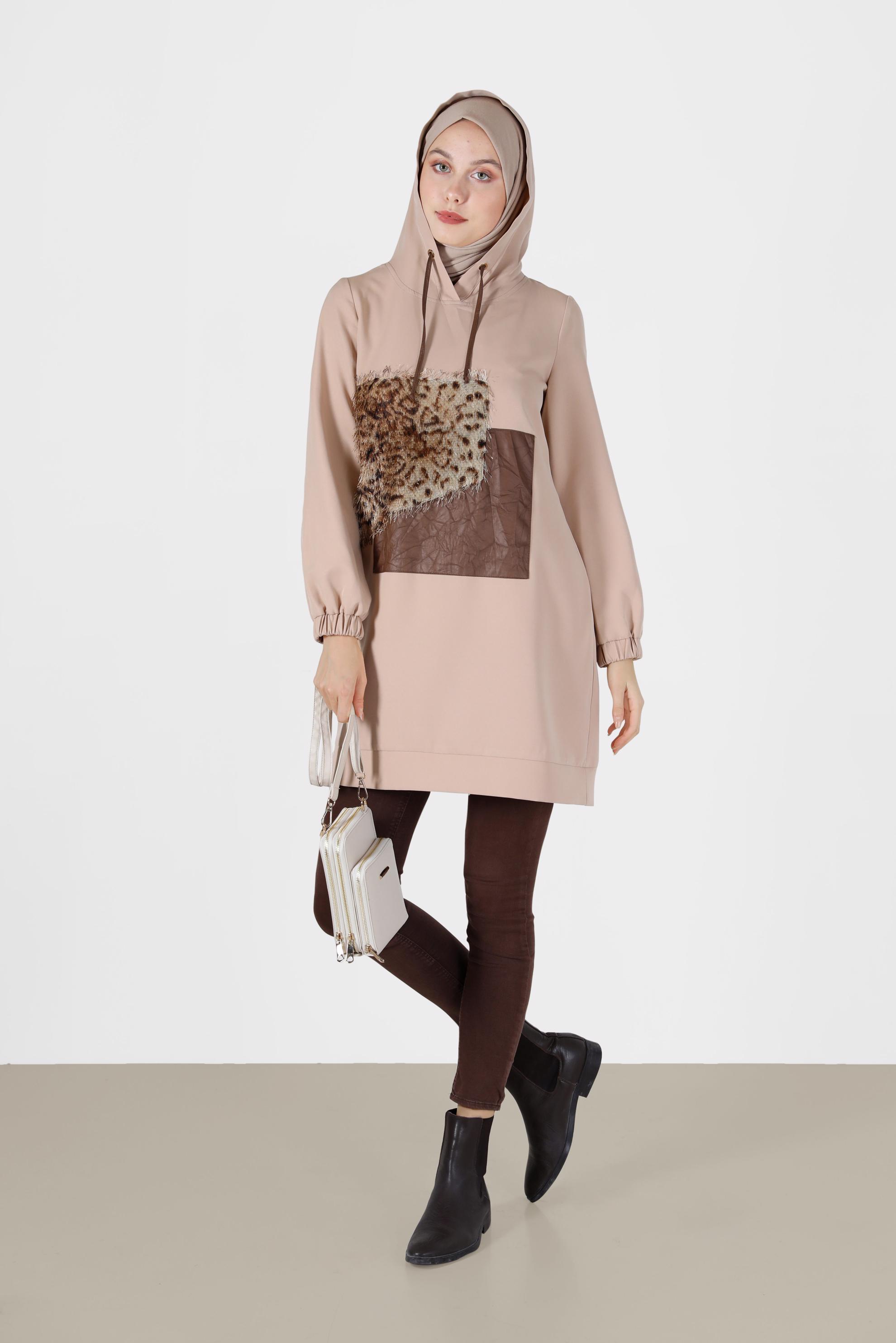 Tesettür giyim BEJ LEOPAR DESEN DETAYLI MANŞETLERİ LASTİKLİ TUNİK 42218 