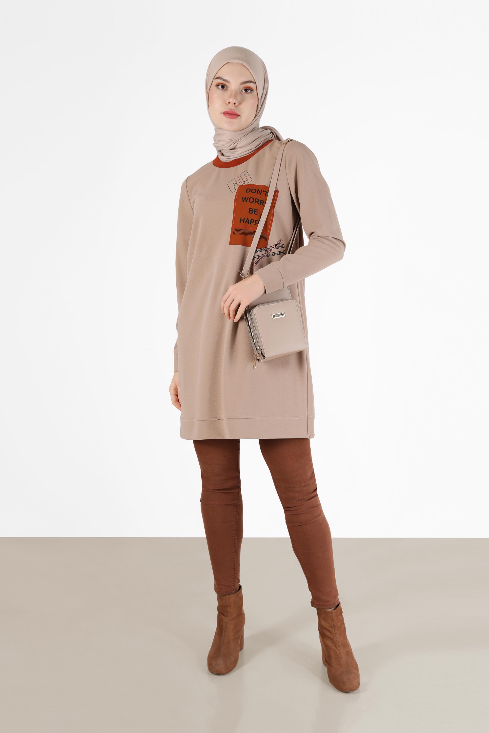 Tesettür giyim BEJ YAZI BASKILI TUNİK 42224	