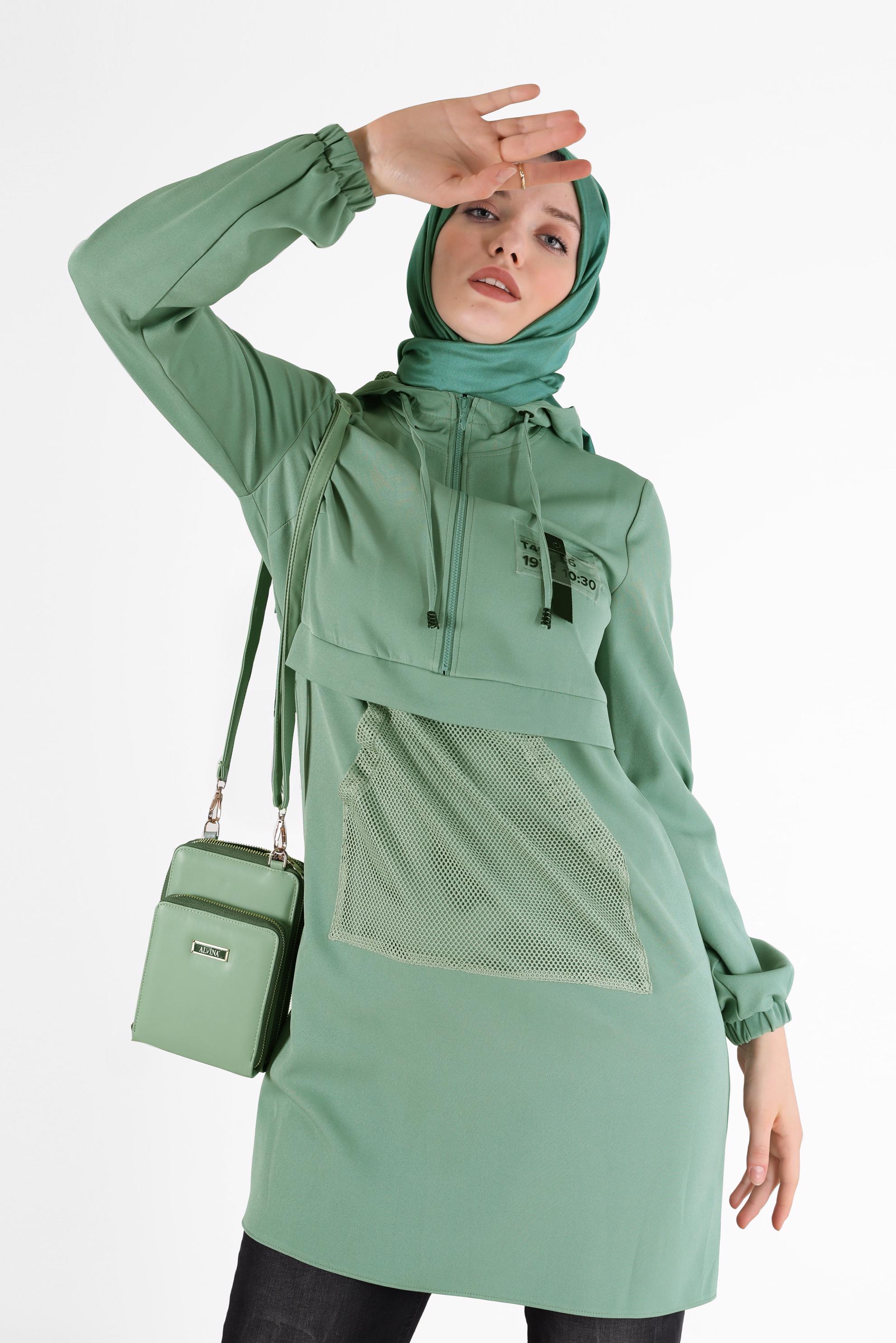 Tesettür giyim YEŞİL FİLE DETAYLI KAPÜŞONLU TUNİK 42249 