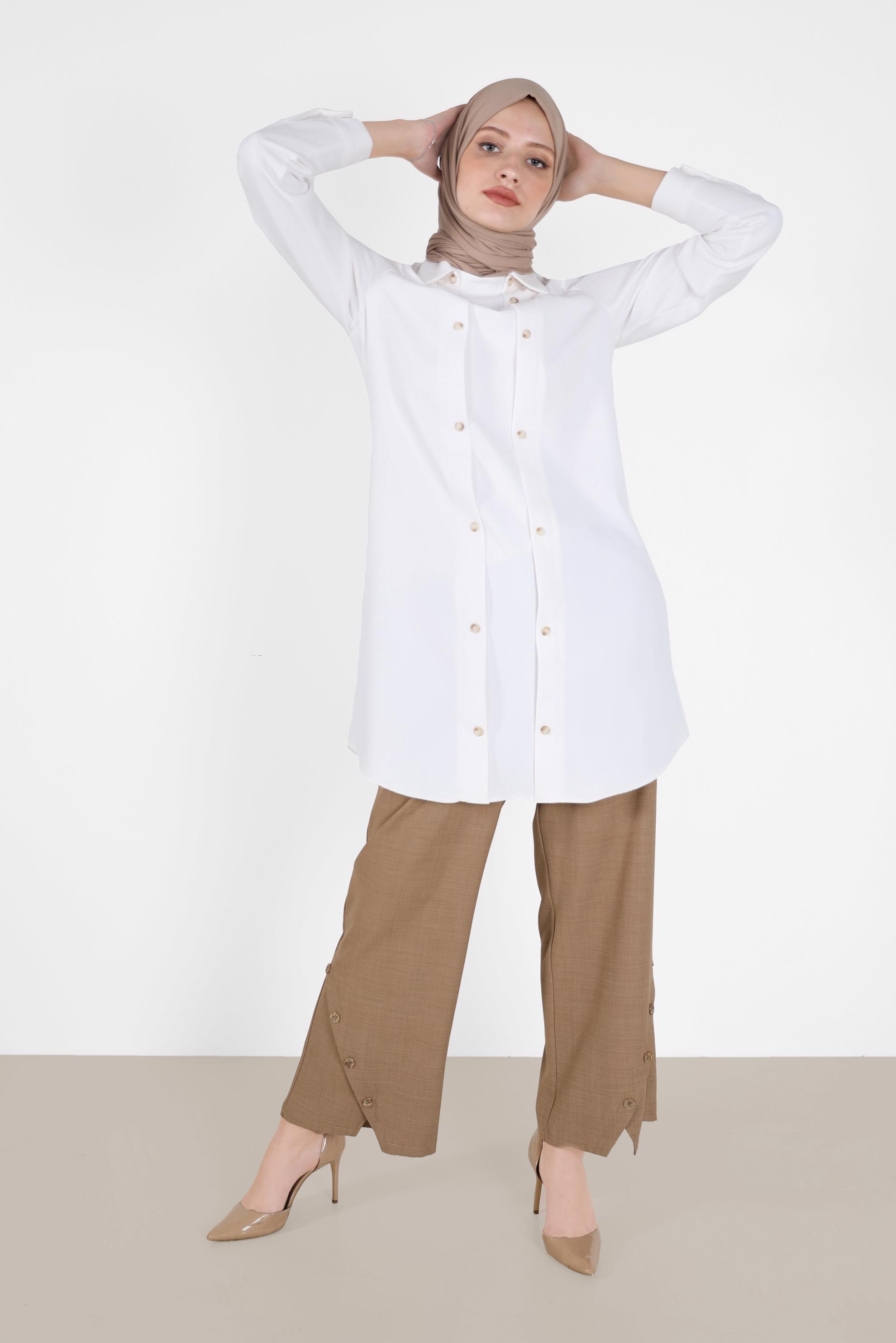 Tesettür giyim BEYAZ DÜĞME DETAYLI TUNİK 42257 