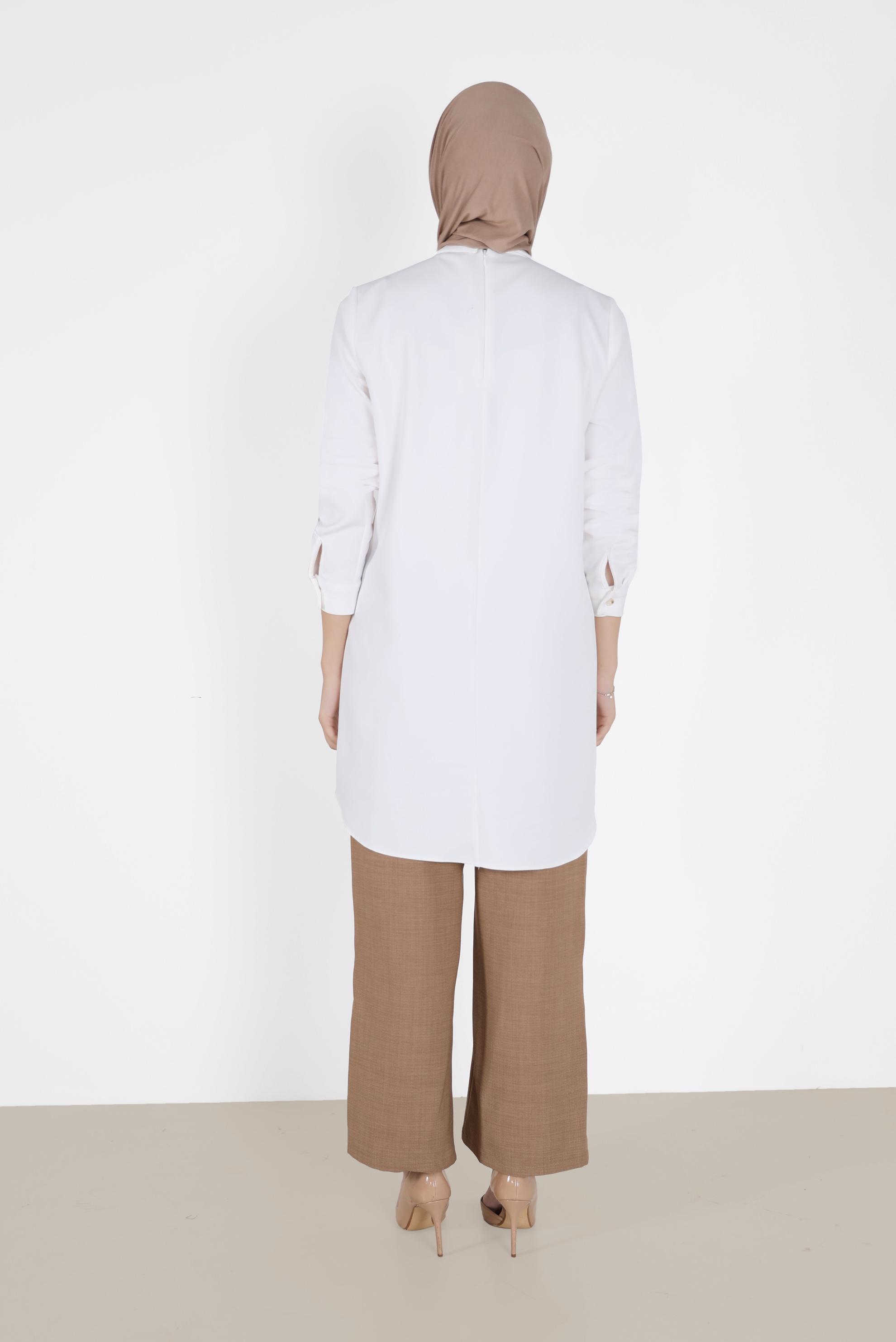 Tesettür giyim BEYAZ DÜĞME DETAYLI TUNİK 42257 