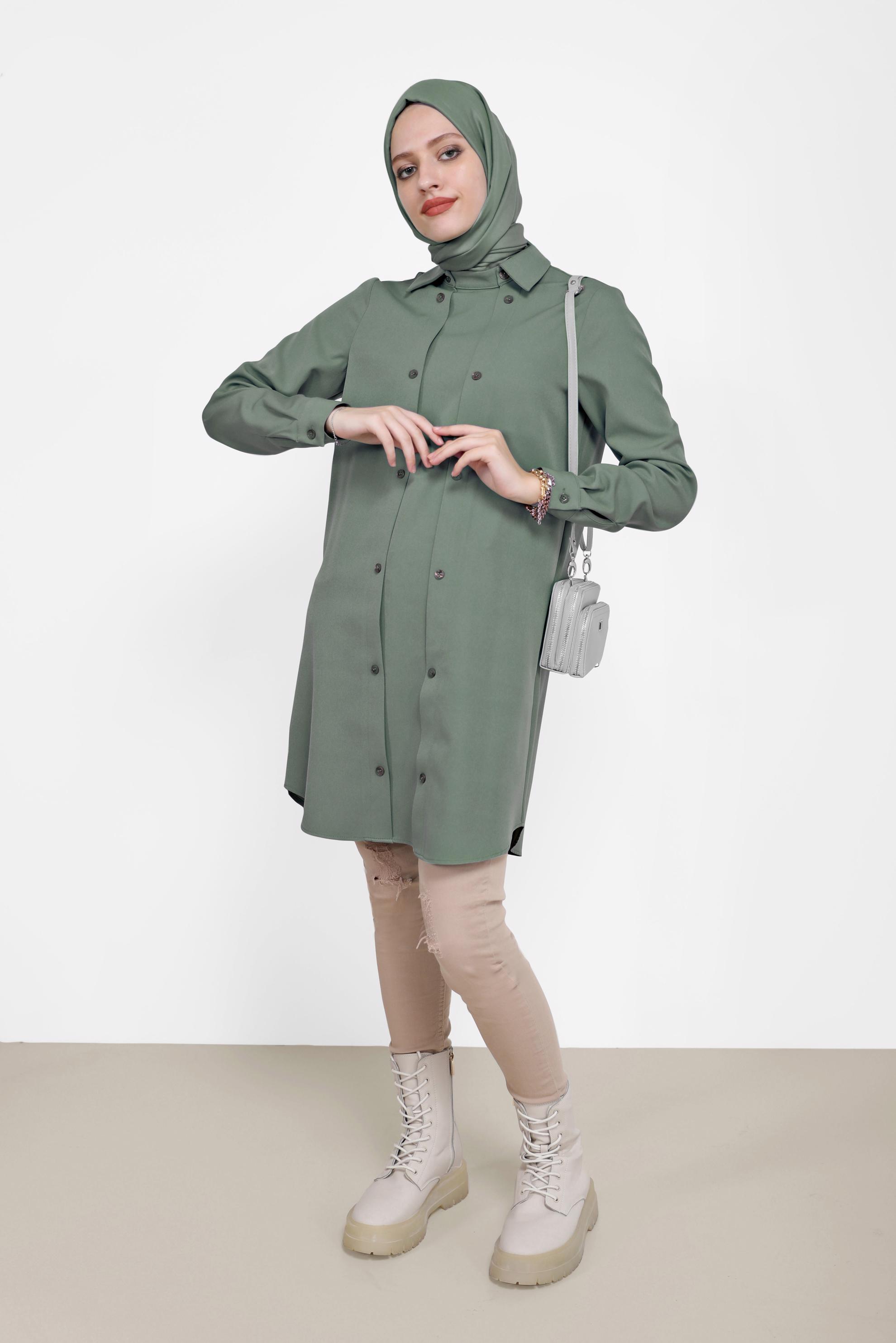Tesettür giyim YEŞİL DÜĞME DETAYLI TUNİK 42257 