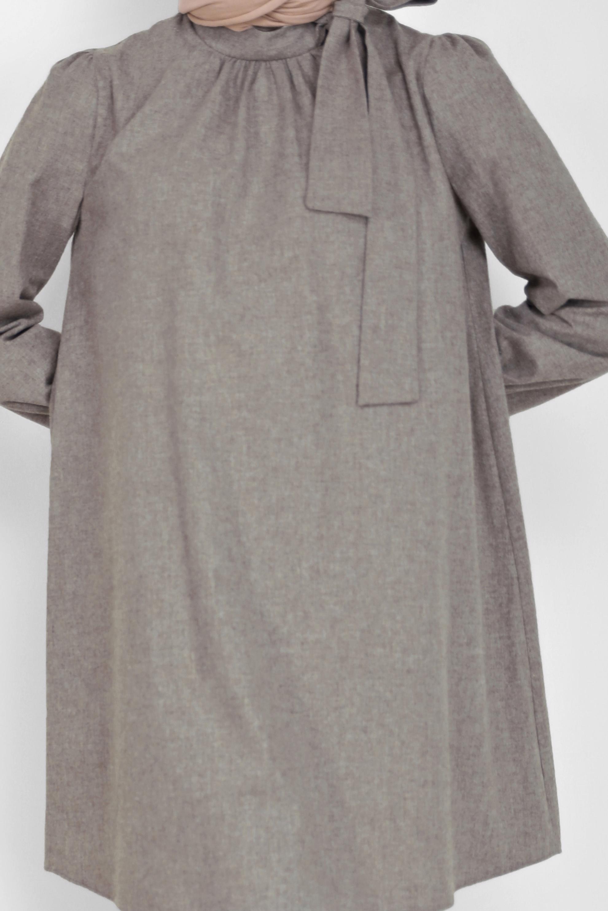 Tesettür giyim BEJ BAĞLAMA DETAYLI PAMUKLU TUNİK 42259