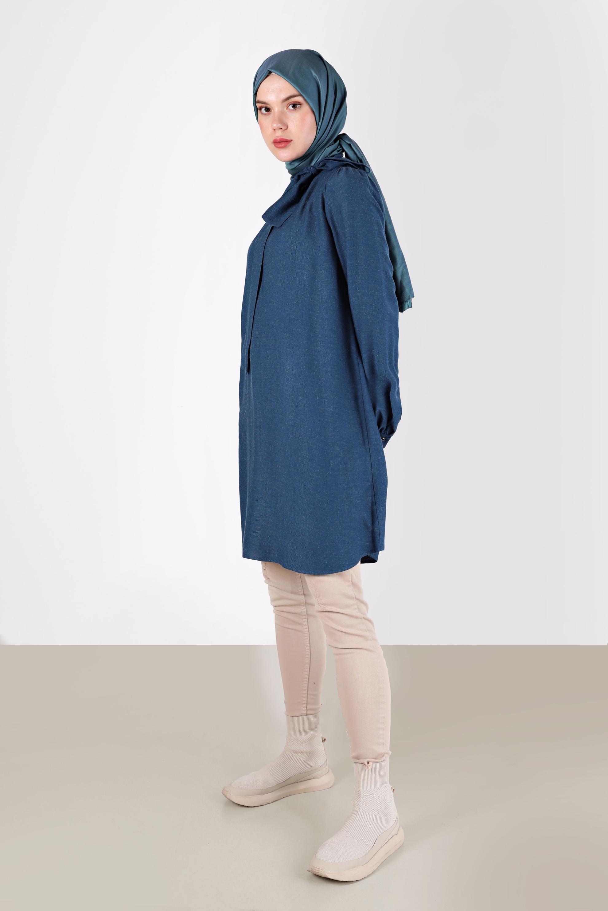 Tesettür giyim MAVİ FİYONK DETAYLI ARKADAN FERMUARLI TUNİK 42259-1 