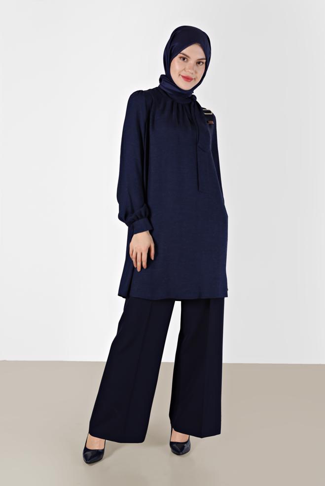 Tesettür giyim LACİVERT FİYONK DETAYLI ARKADAN FERMUARLI TUNİK 42259-1  - ALVİNA