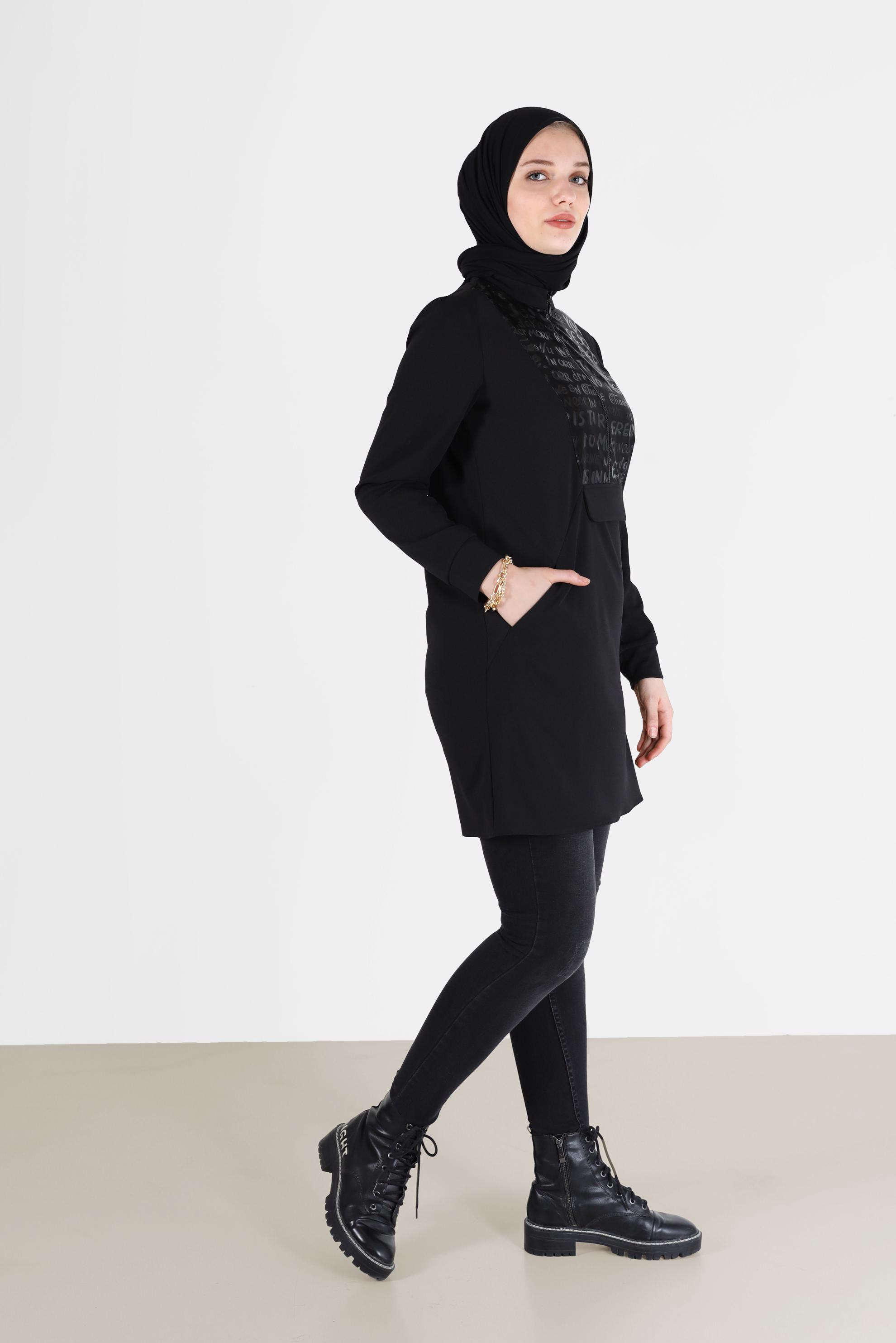 Tesettür giyim SİYAH YAZI BASKILI FERMUARLI TUNİK 42260 
