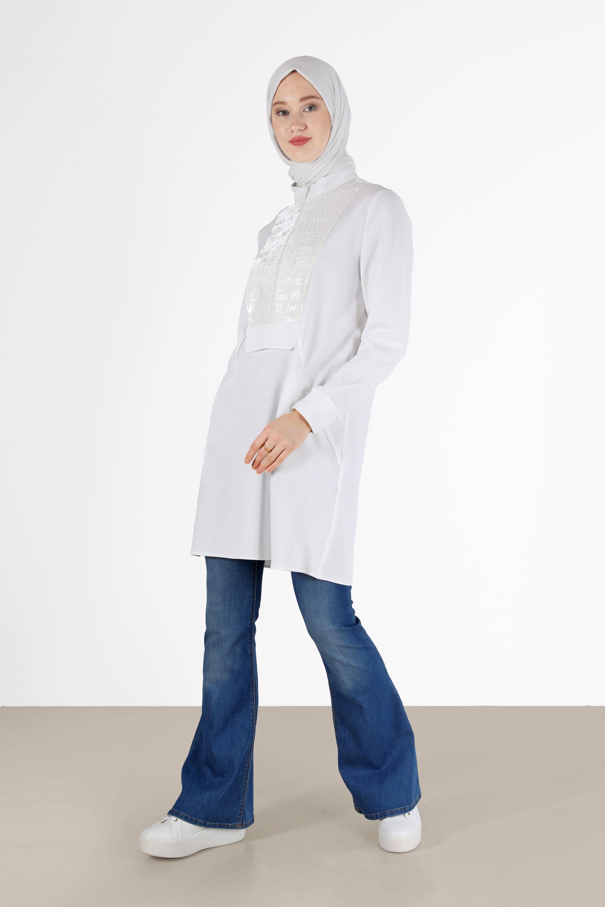 Tesettür giyim BEYAZ YAZI BASKILI FERMUARLI TUNİK 42260 