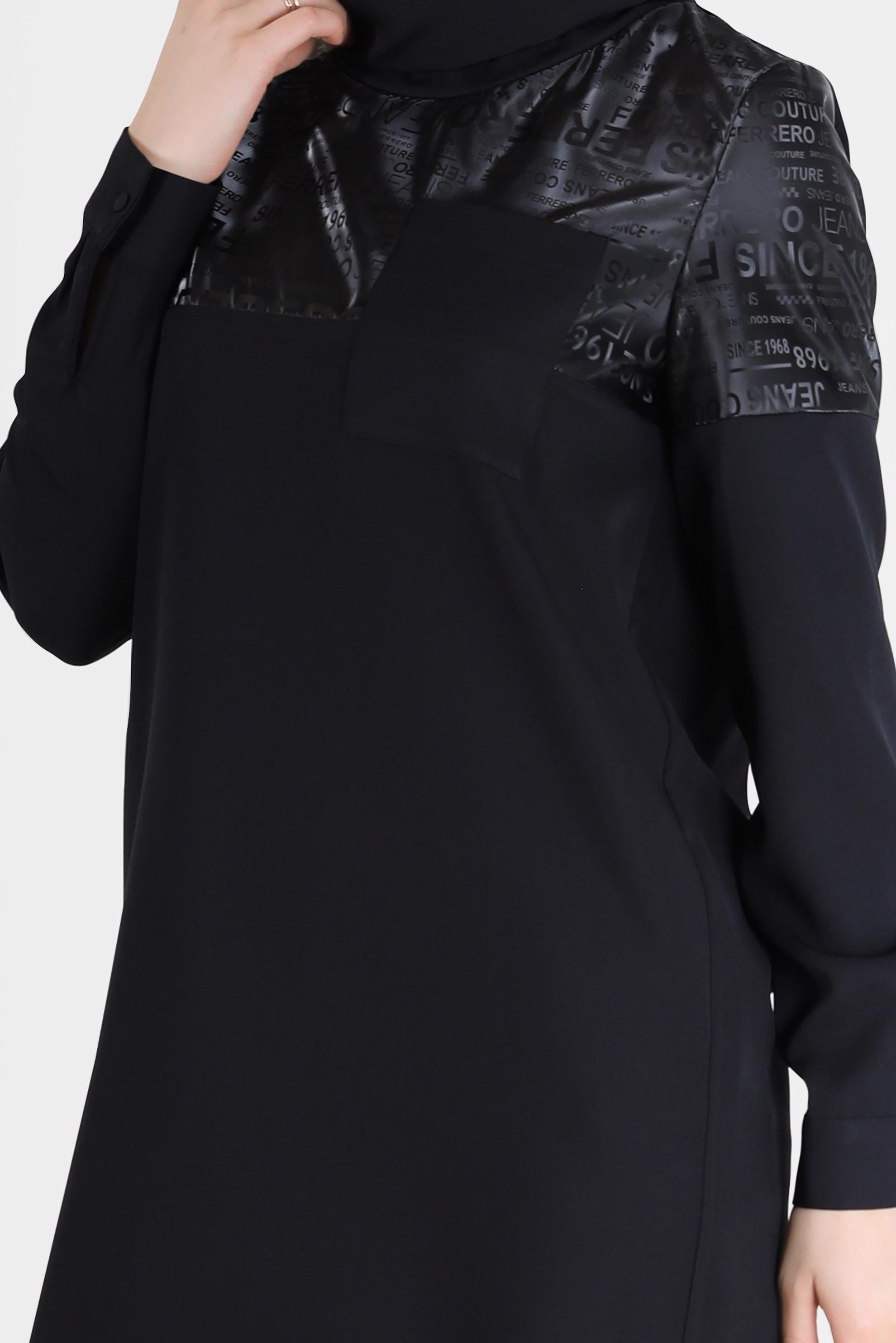 Tesettür giyim SİYAH YAZI BASKILI DERİ DETAYLI DEGAJE YAKA TUNİK 42262 