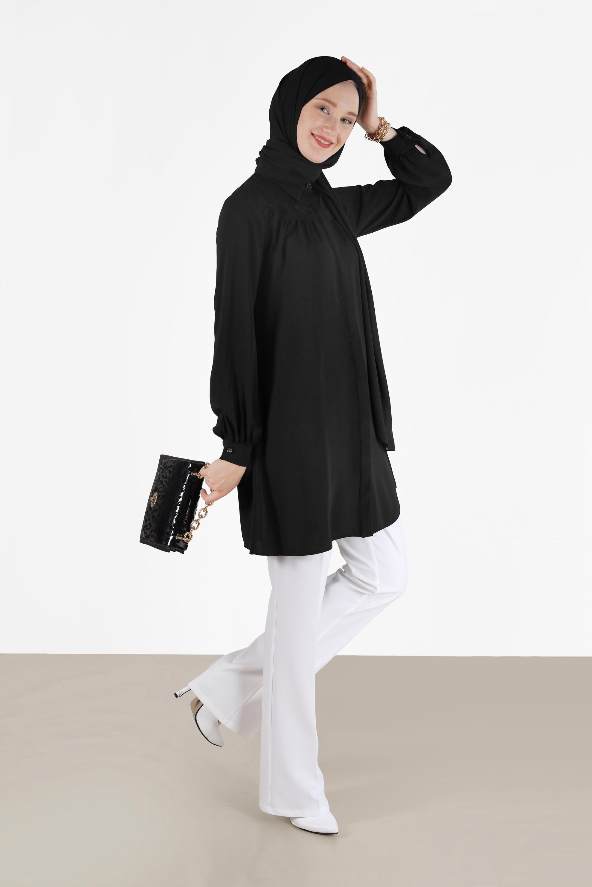 Tesettür giyim SİYAH İŞLEME DETAYLI TUNİK 42290 