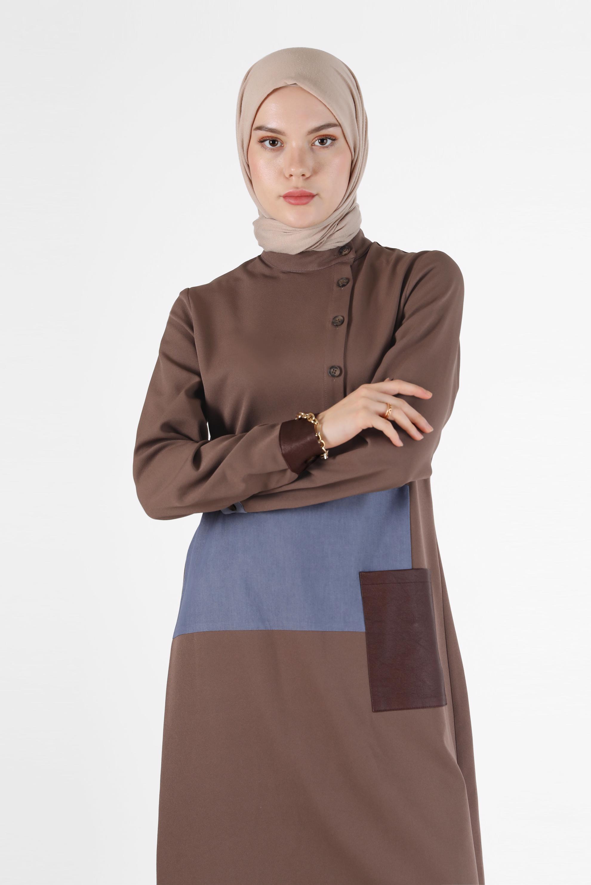 Tesettür giyim VİZON GEOMETRİK DESEN DETAYLI DÜĞMELİ TUNİK 42306 