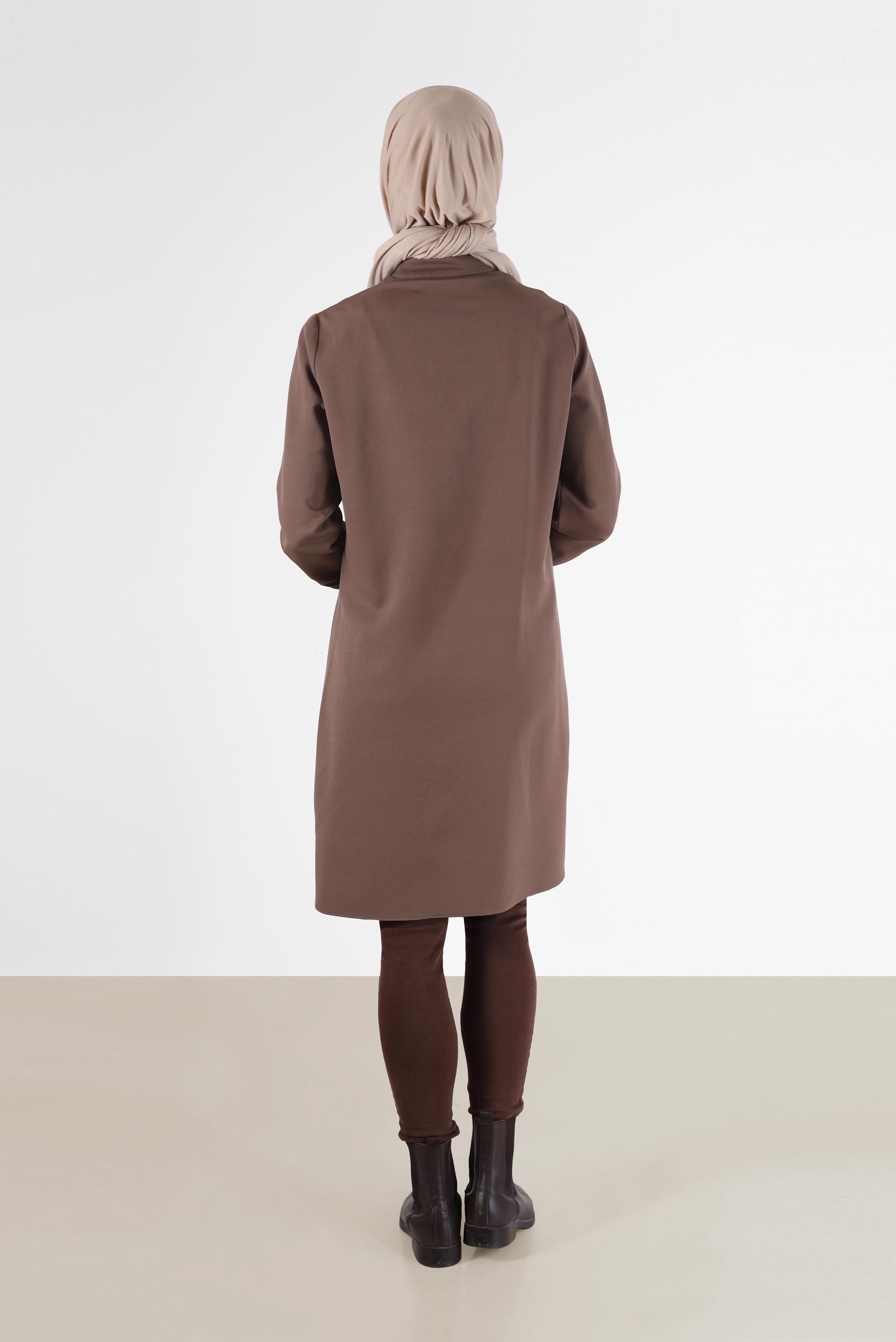 Tesettür giyim VİZON GEOMETRİK DESEN DETAYLI DÜĞMELİ TUNİK 42306 