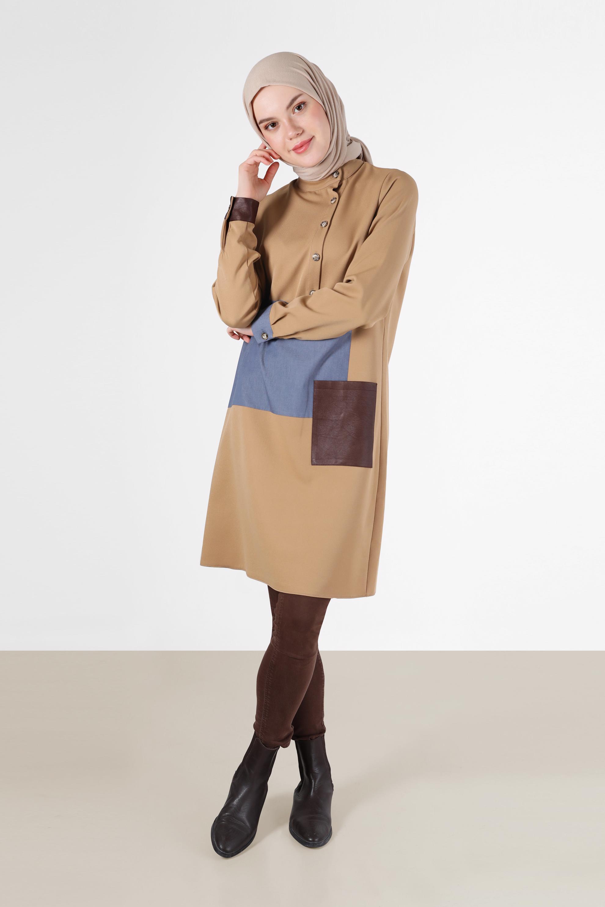 Tesettür giyim KAHVE GEOMETRİK DESEN DETAYLI DÜĞMELİ TUNİK 42306 