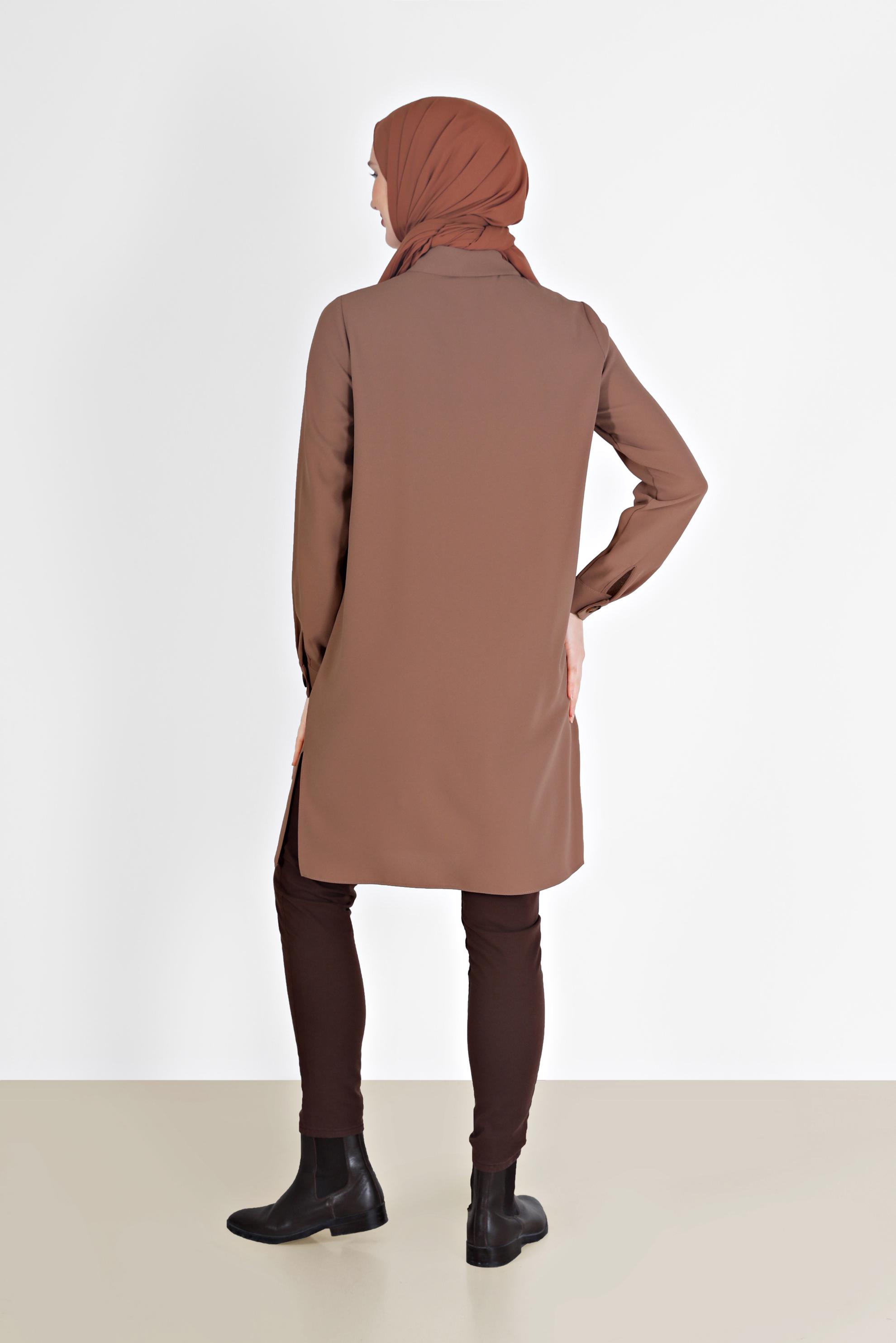 Tesettür giyim KAHVE DÜĞME DETAYLI TUNİK 42307 
