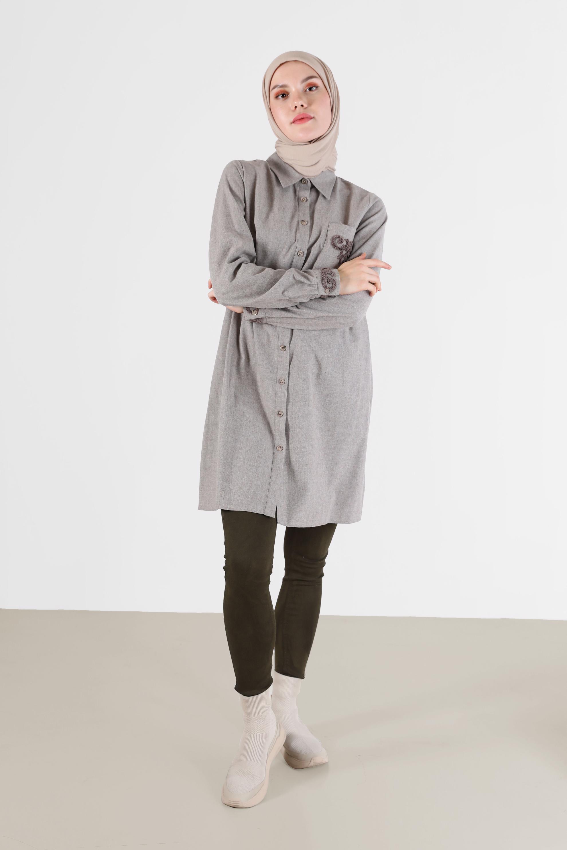 Tesettür giyim BEJ İŞLEME DETAYLI CEPLİ DÜĞMELİ TUNİK 42321	