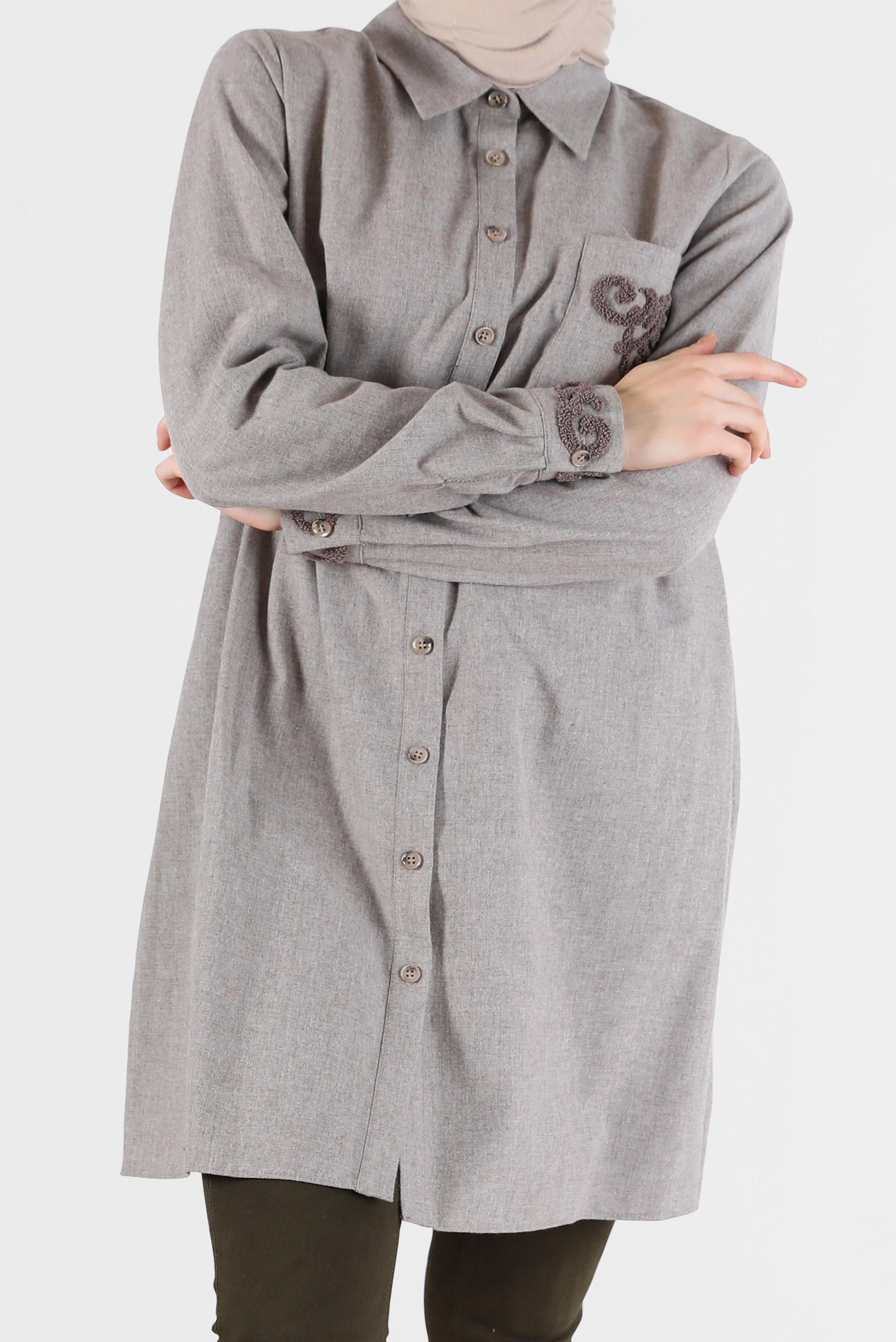 Tesettür giyim BEJ İŞLEME DETAYLI CEPLİ DÜĞMELİ TUNİK 42321	