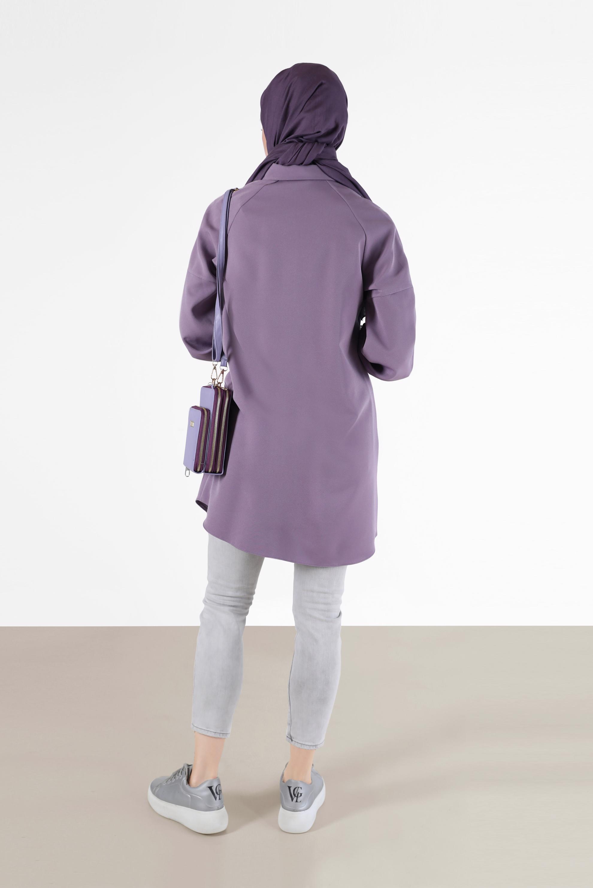 Tesettür giyim MOR NAKIŞ DETAYLI GİZLİ DÜĞMELİ TUNİK 42323 